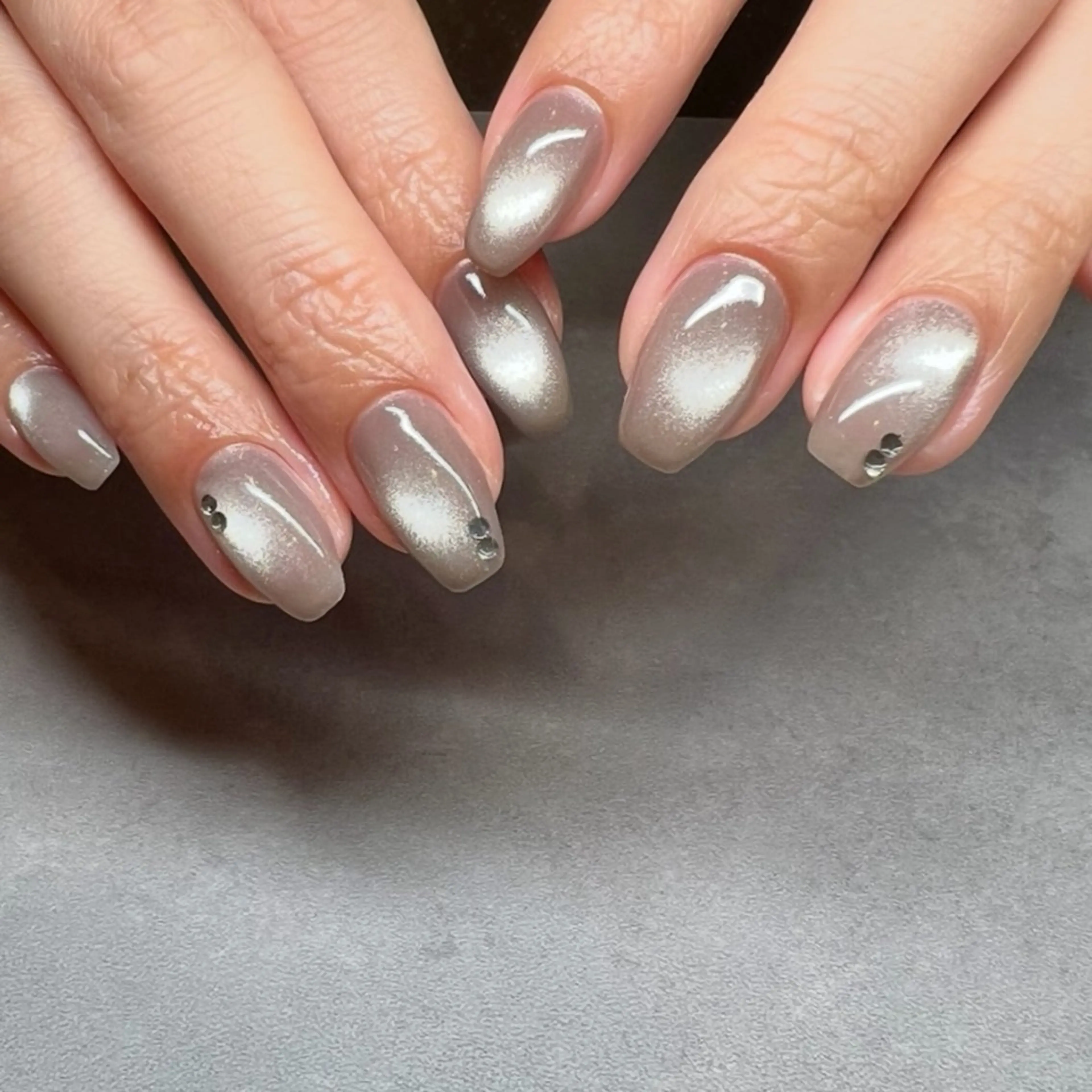 ネイル YUKO🩶 sofa立川のネイルデザイン