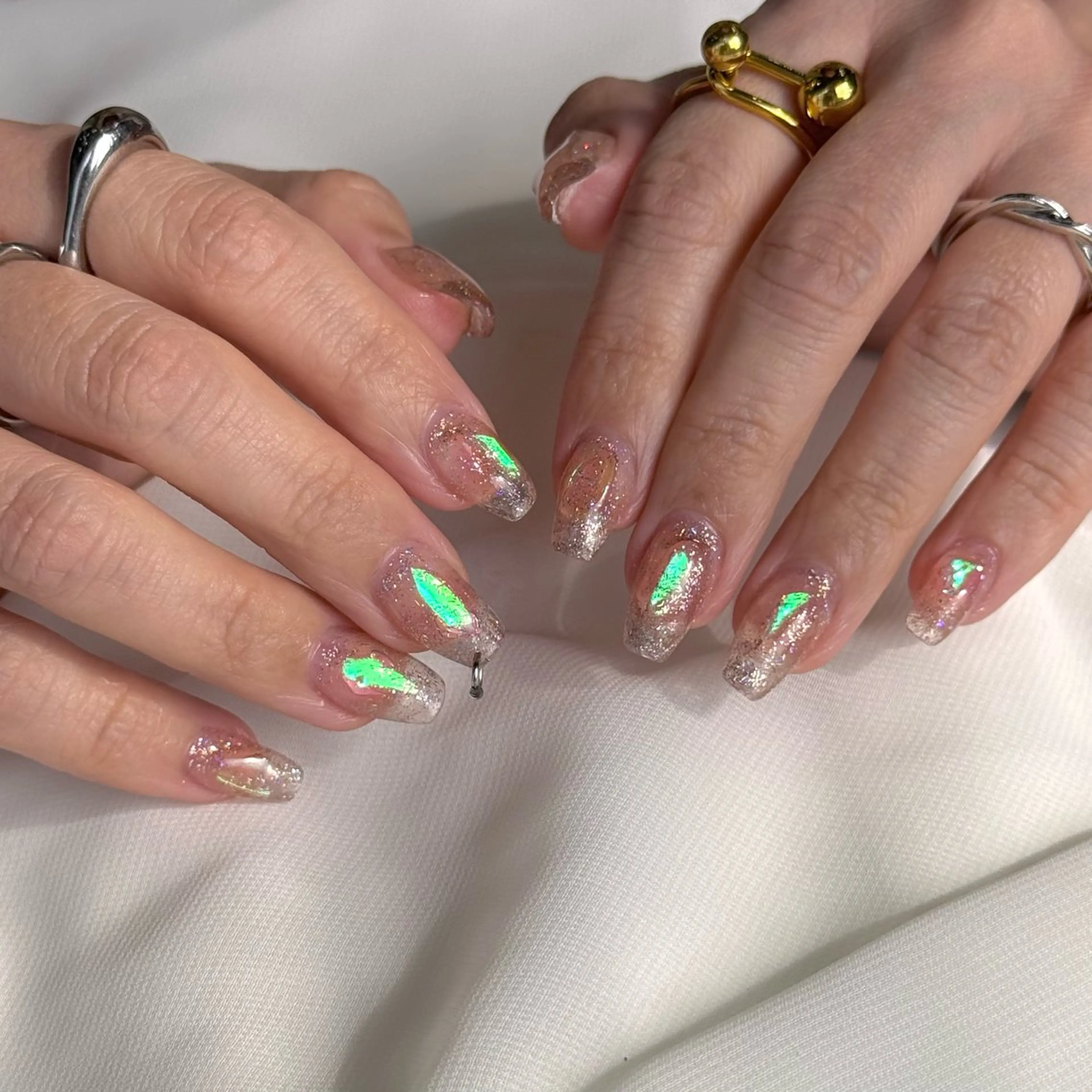 ネイル キラキラネイル HARUKA ネイリスト福岡/薬院のネイルデザイン