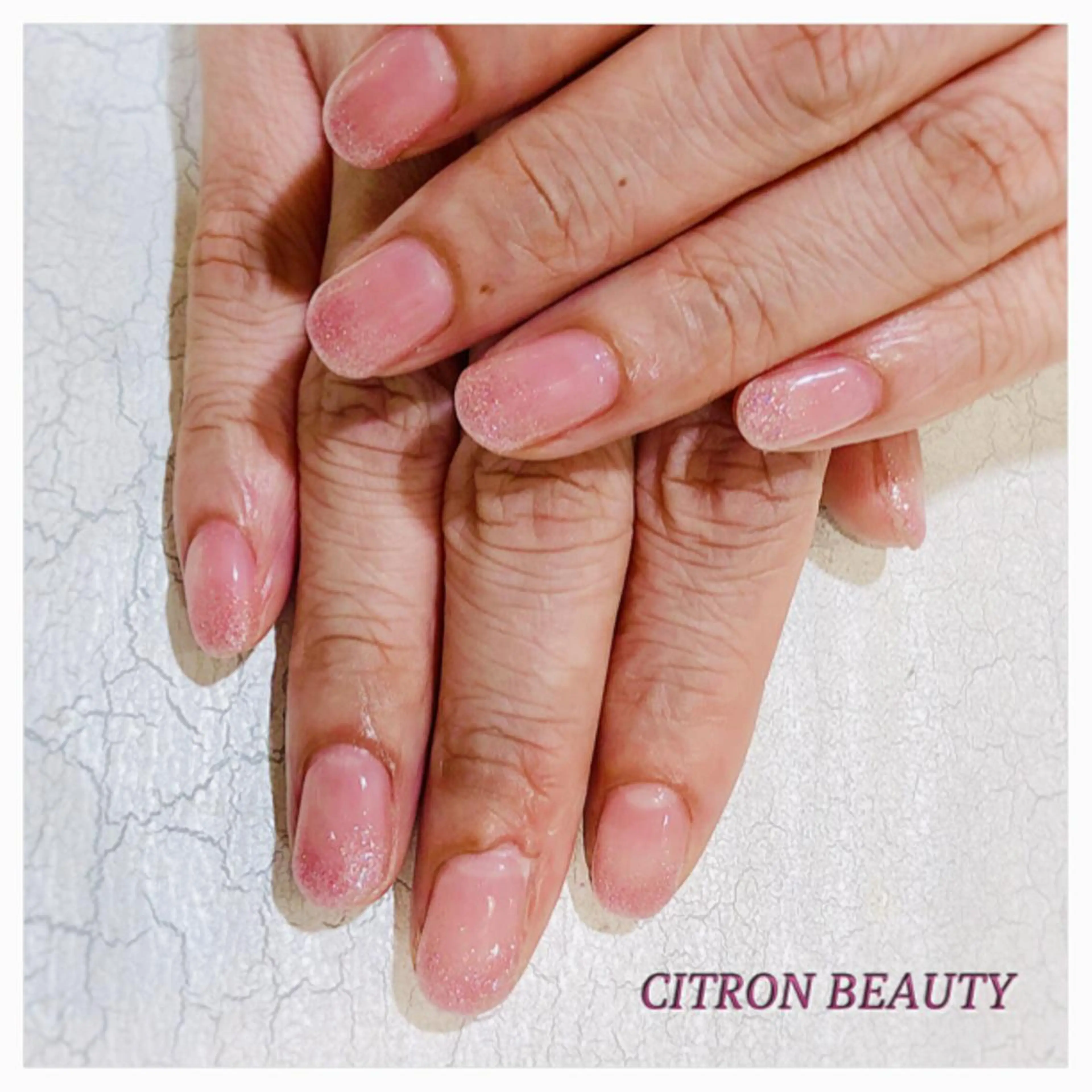ネイル ジェルネイル グラデーション ピンク シンプルネイル CITRON NAIL💅練習生のネイルデザイン