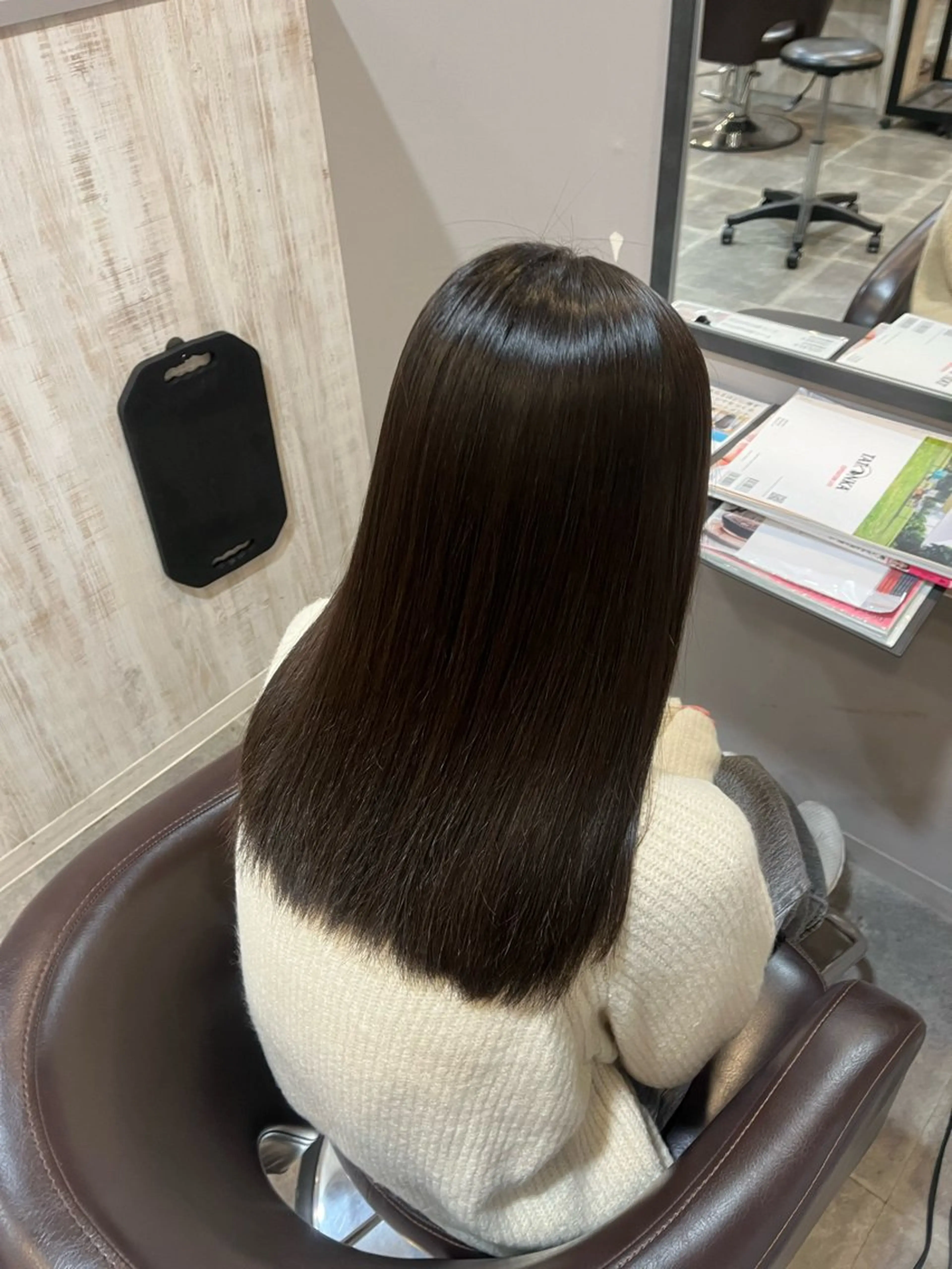 カラー 小林 亜季穂のヘアスタイル