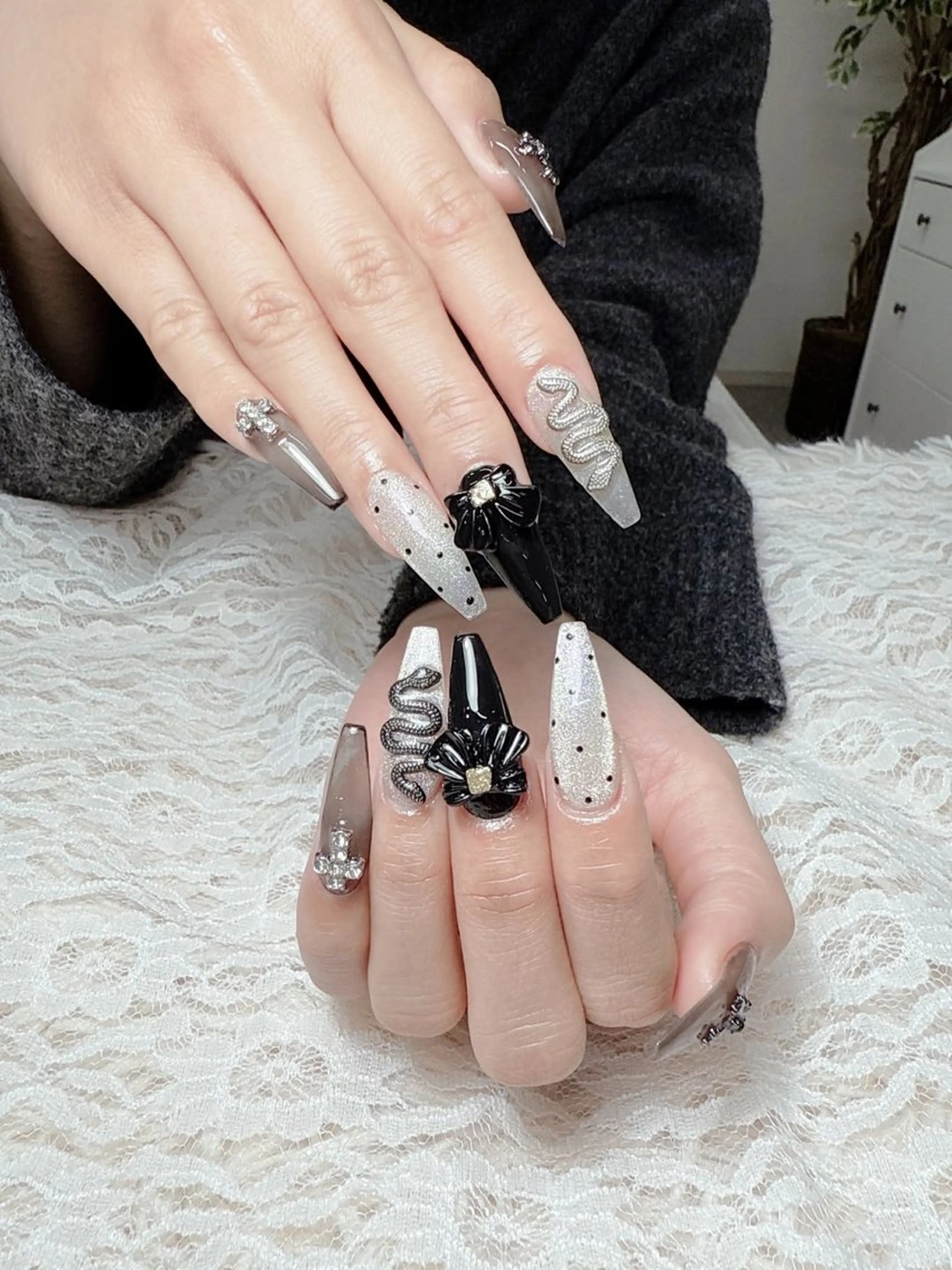 ネイル AURA NAILのネイルデザイン