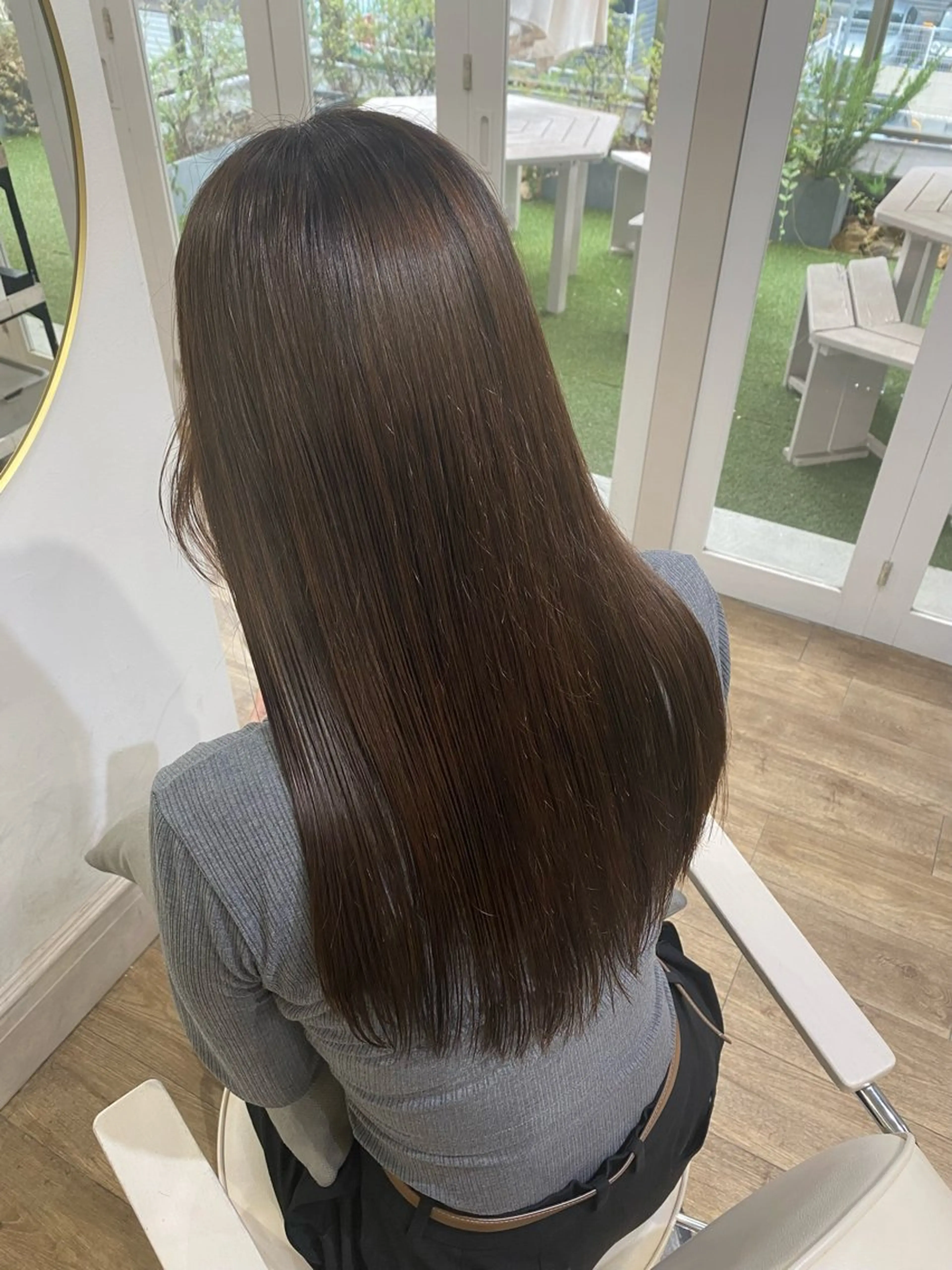 ロング ヘアカラー トリートメント mio♡ベージュ特化 🎀透明感カラーのヘアスタイル