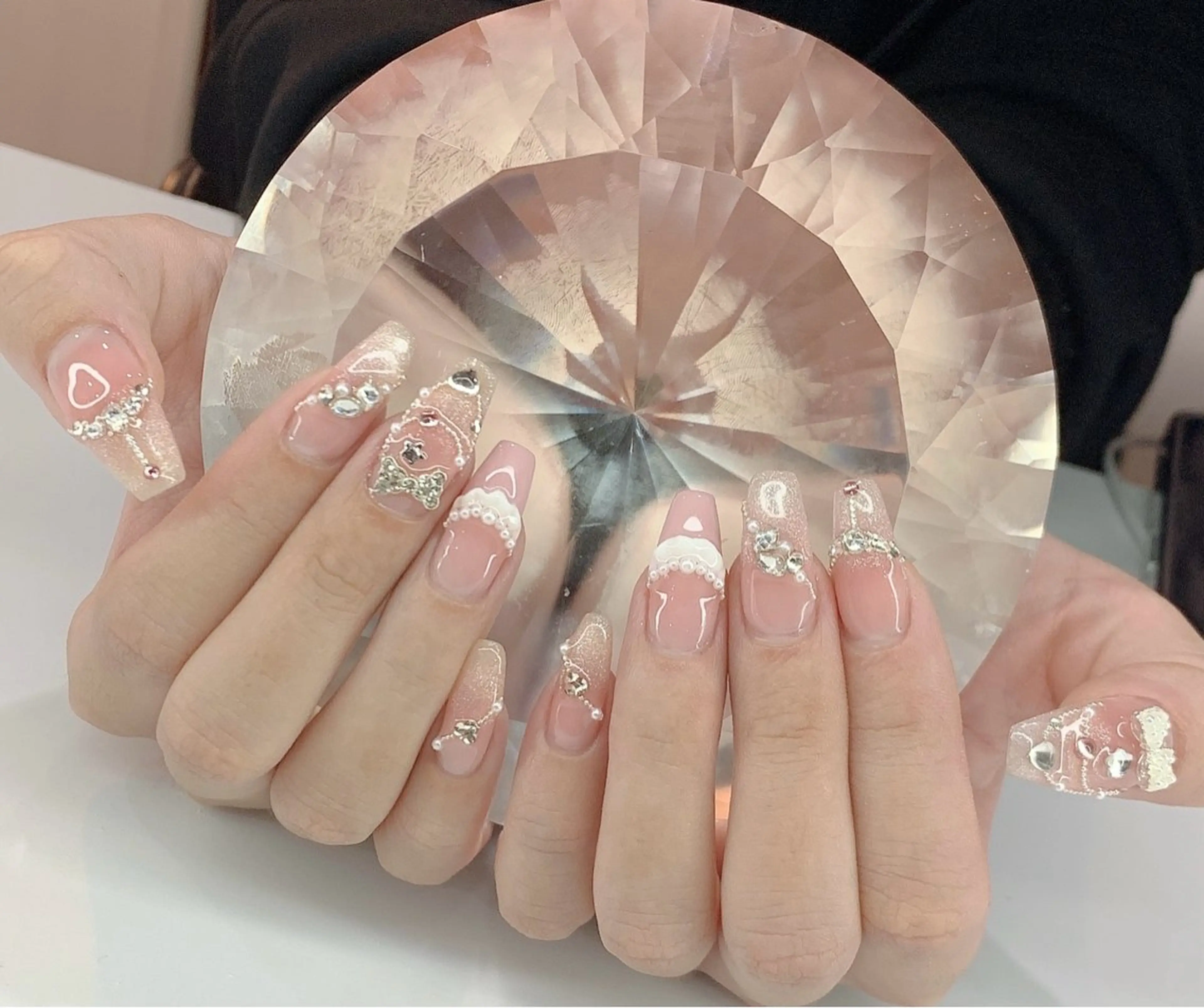 ネイル ハンドネイル LoaChaton kaeのネイルデザイン