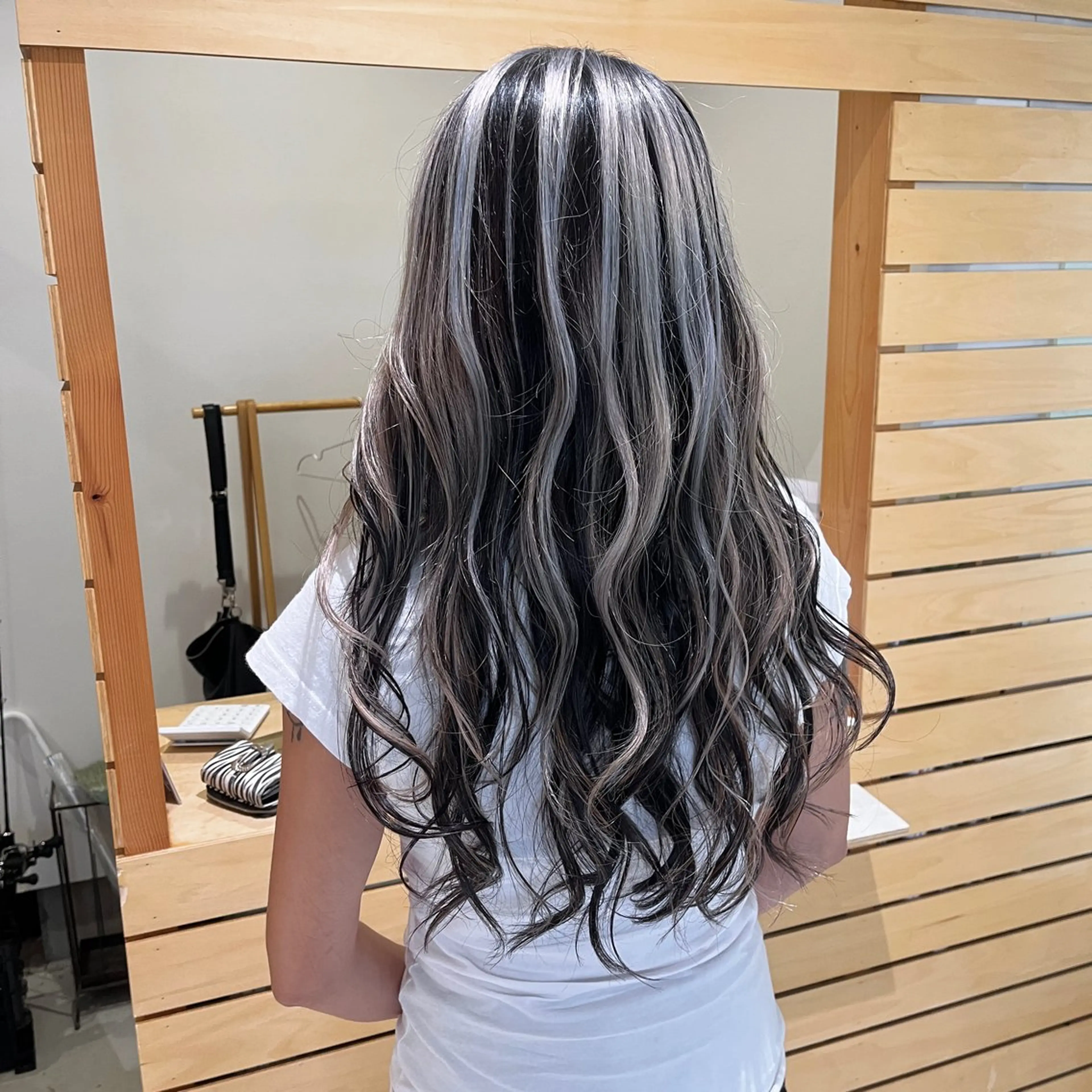 ロング カラー ブリーチ RUBEUS【ルベウス】所属・✨髪質改善🎨 杉本賢人のヘアスタイル