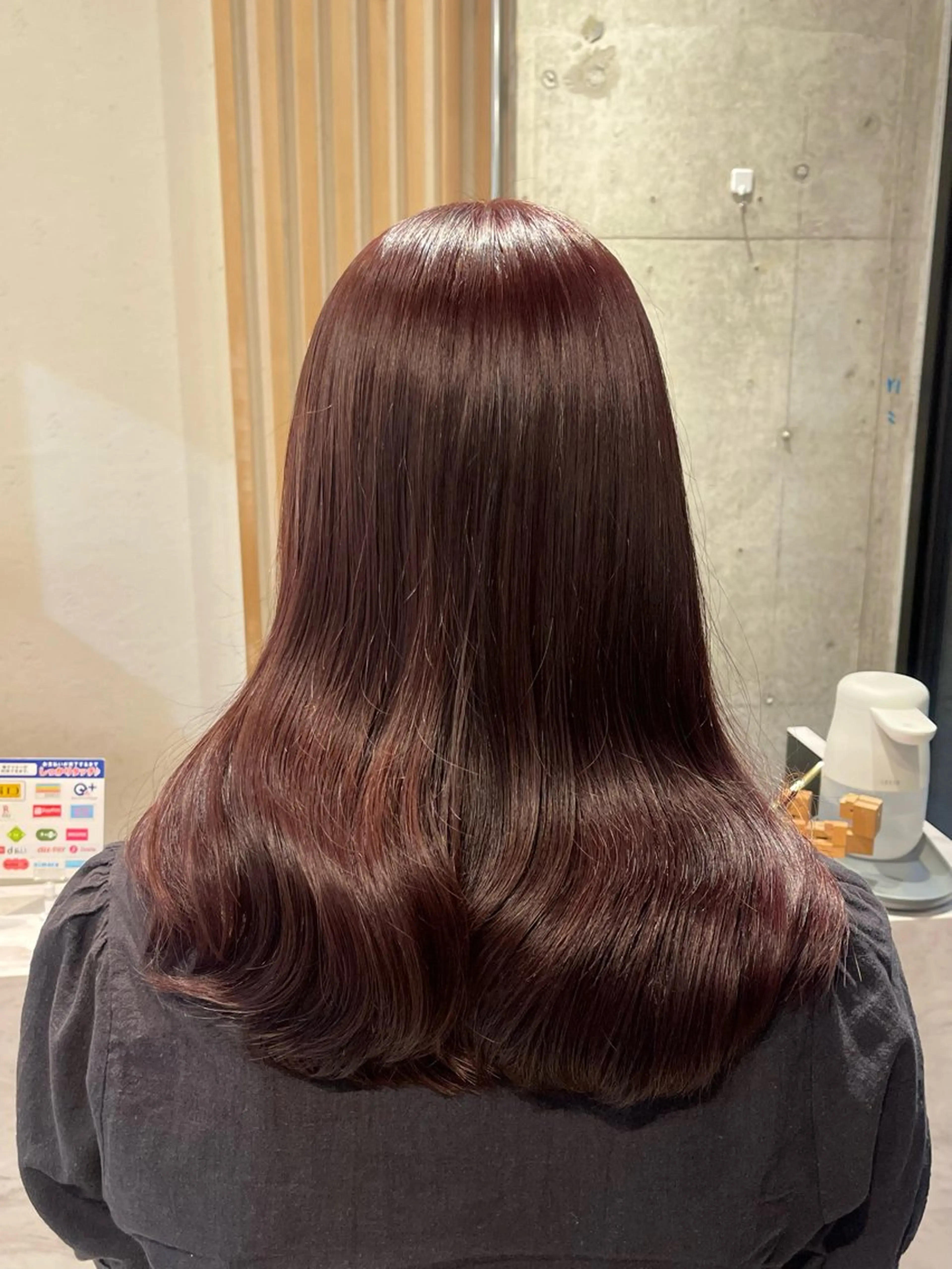 ミディアム カラー ベージュカラー カシス カシスベージュ ヘアカラー トリートメント 愛莉/ラベンダー/ ベージュ/ブラウンのヘアスタイル