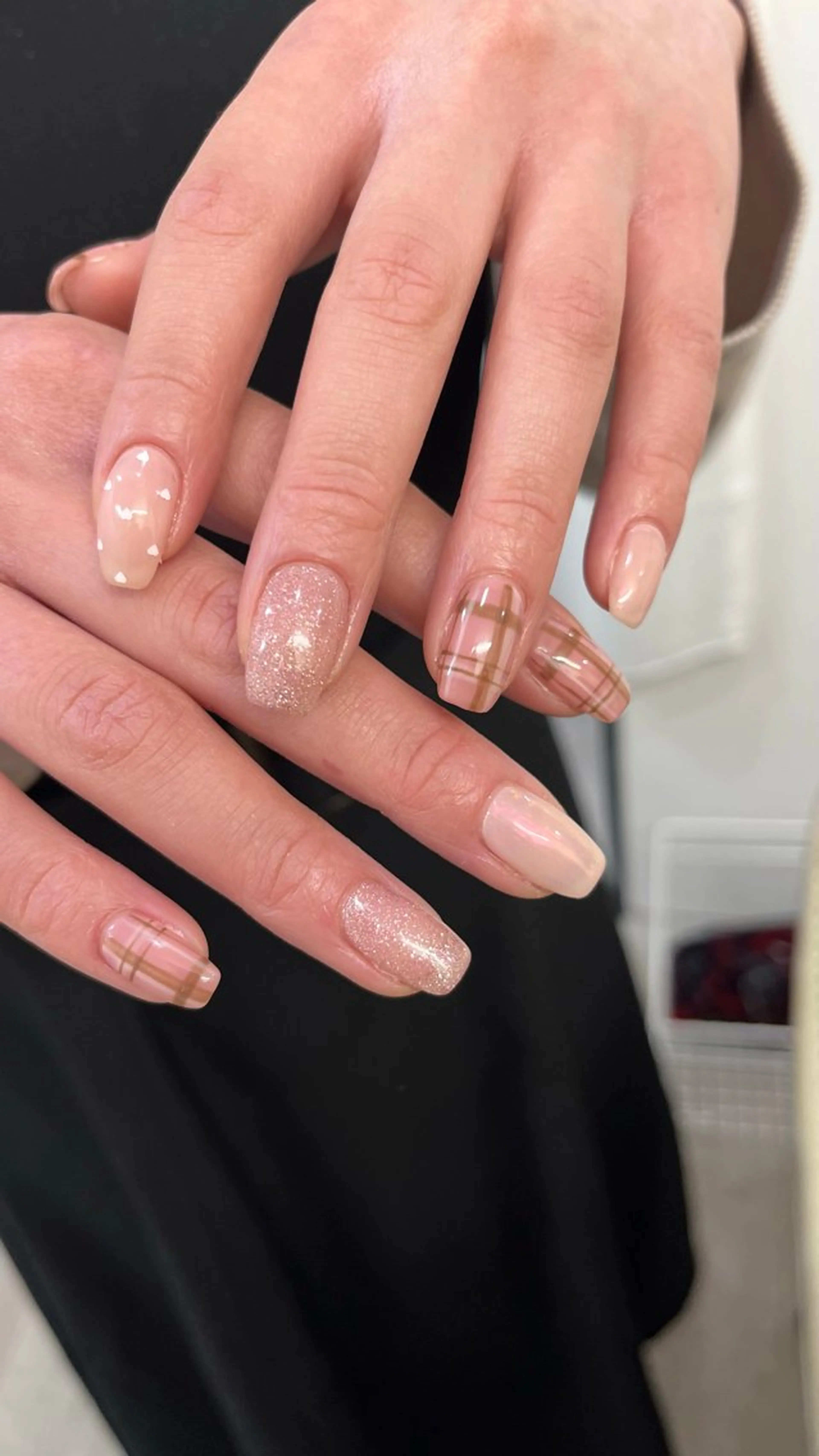 ネイル ハンドネイル 新宿ニュアンスネイル makotoのネイルデザイン