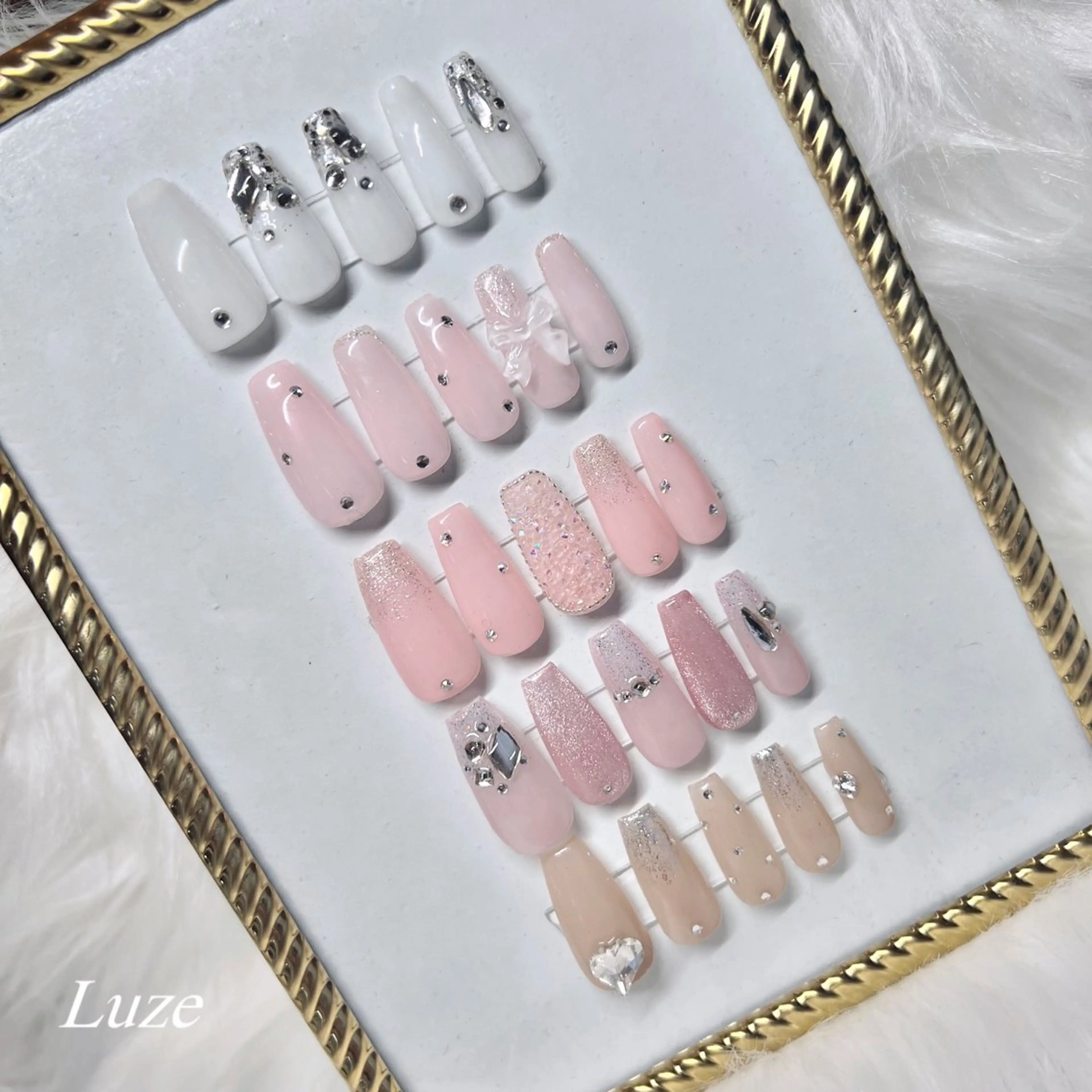 ネイル Luze 泉 明日花のネイルデザイン