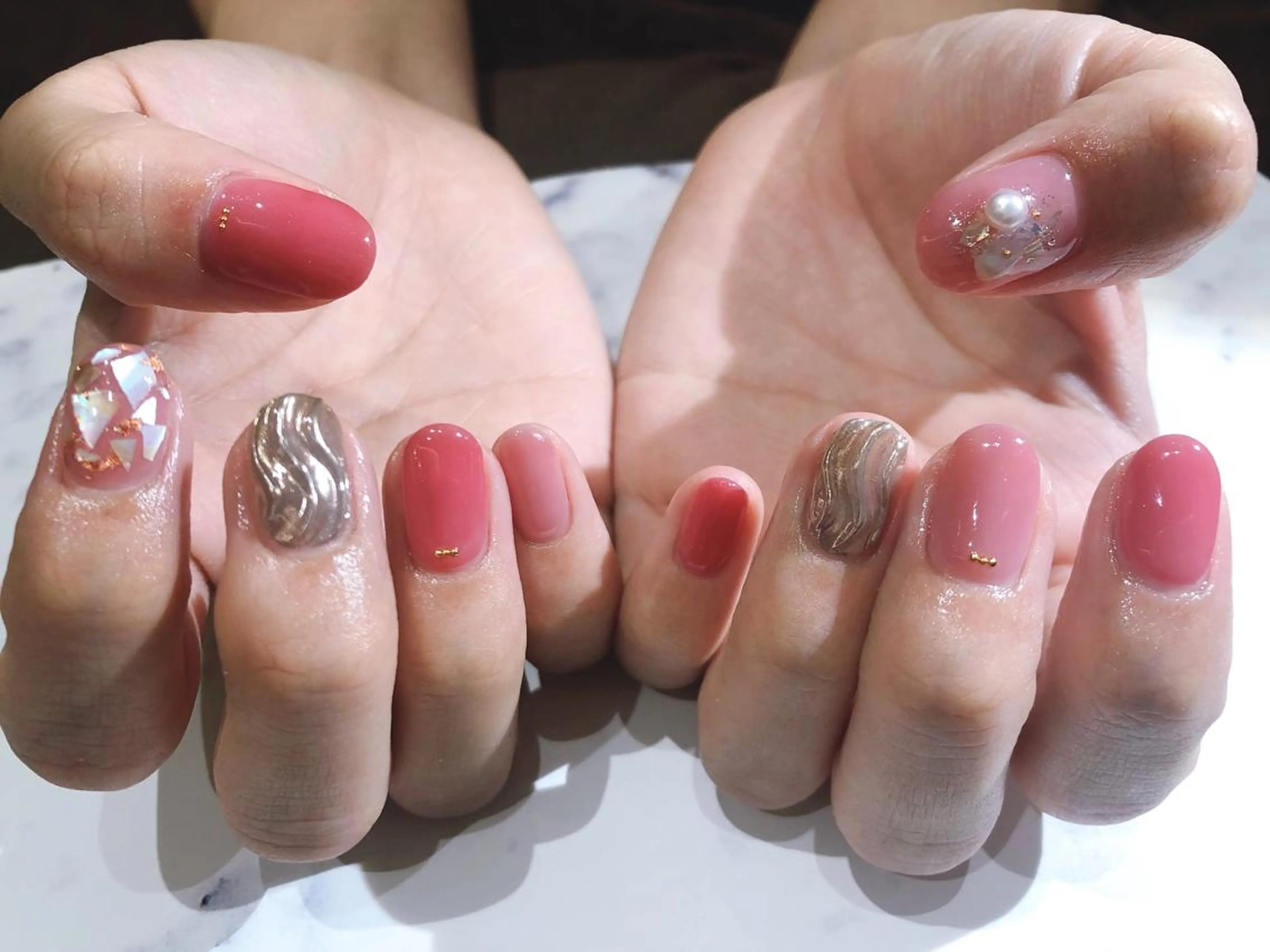 ショート カラー キッズ ネイル マツエク・マツパ illum hicariのネイルデザイン