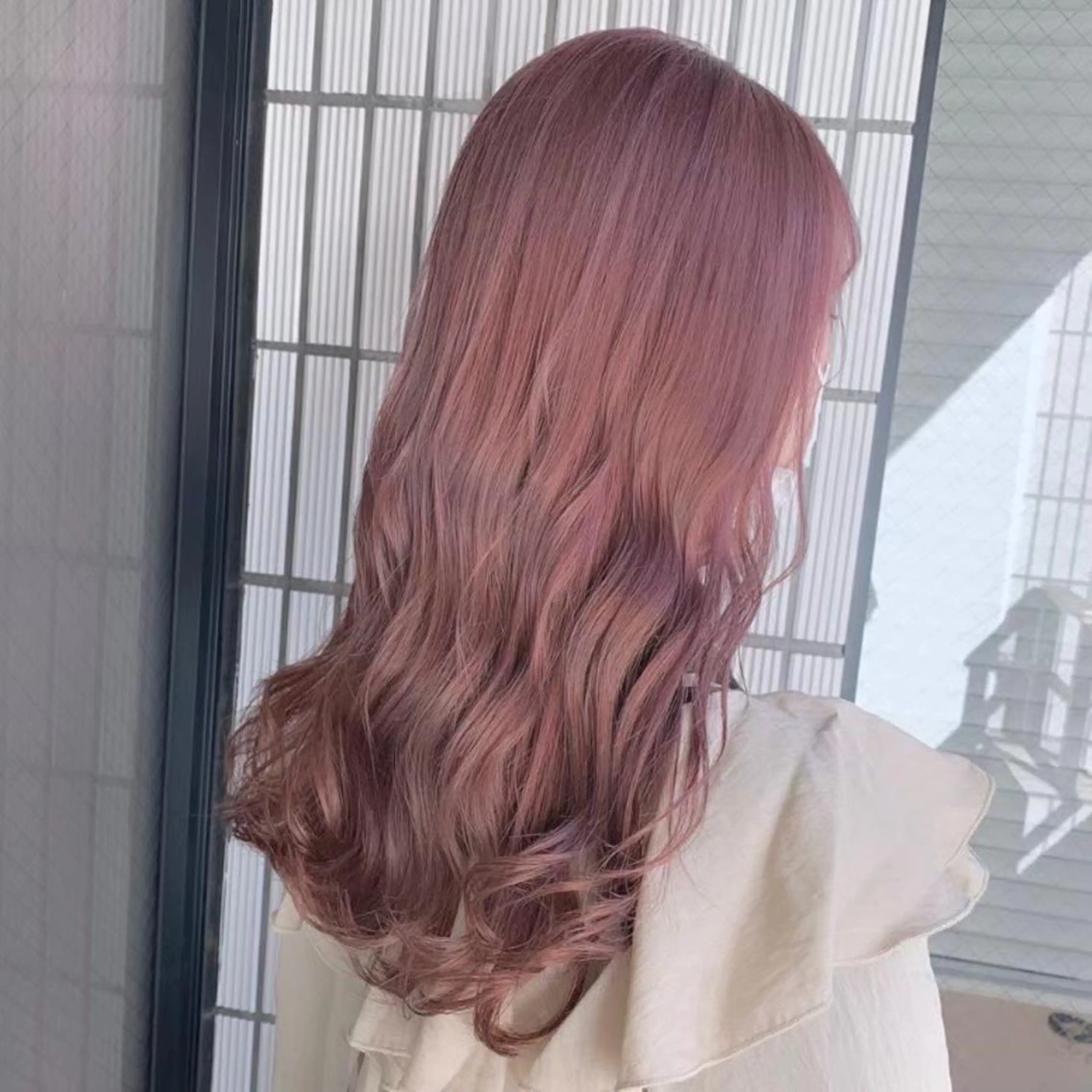 セミロング カラー ヘアアレンジ 💕上野美容師☁ ブリーチ💖サワのヘアスタイル