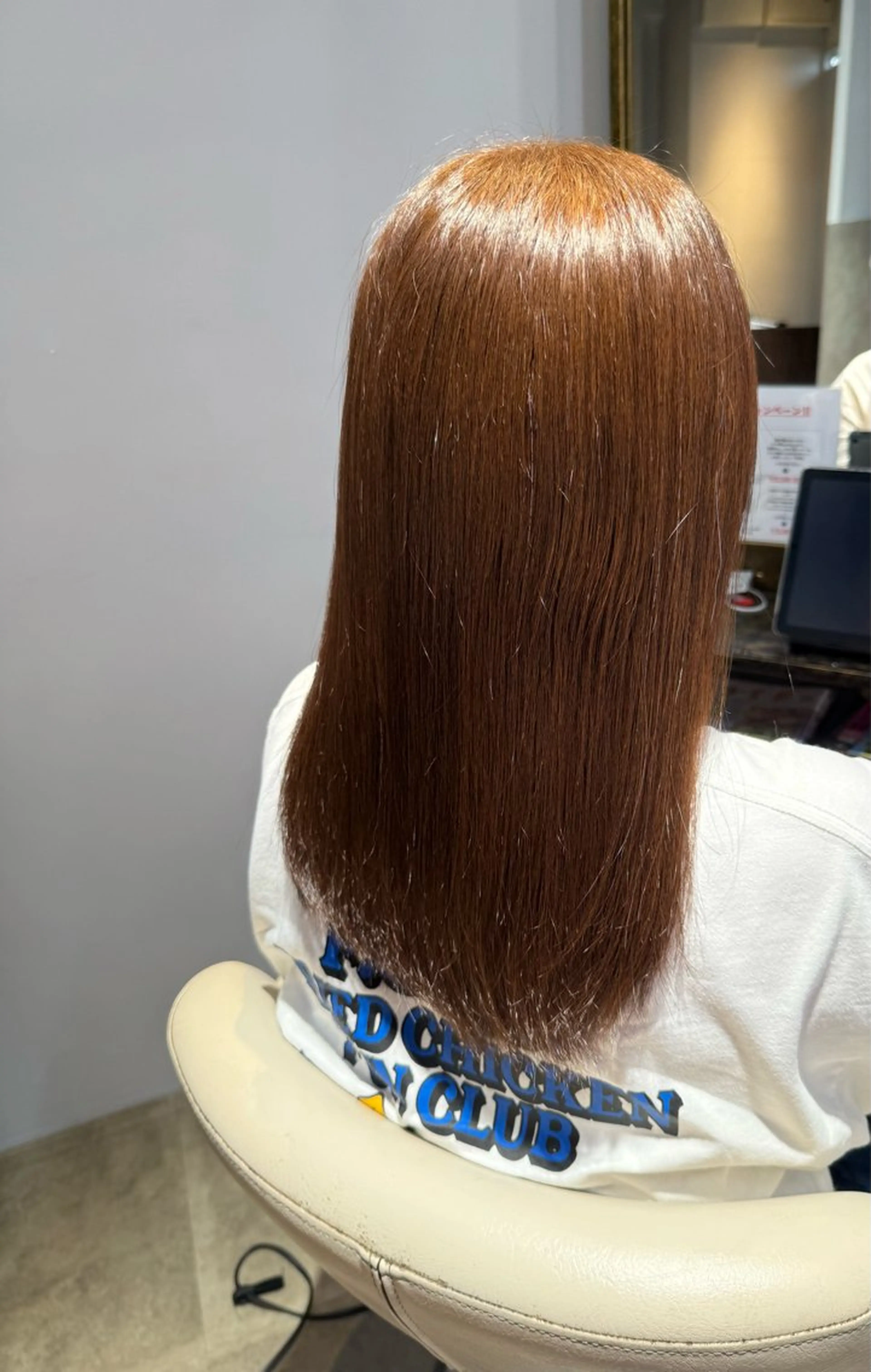 セミロング カラー ヘアカラー ヘッドスパ 高石 乃愛のヘアスタイル