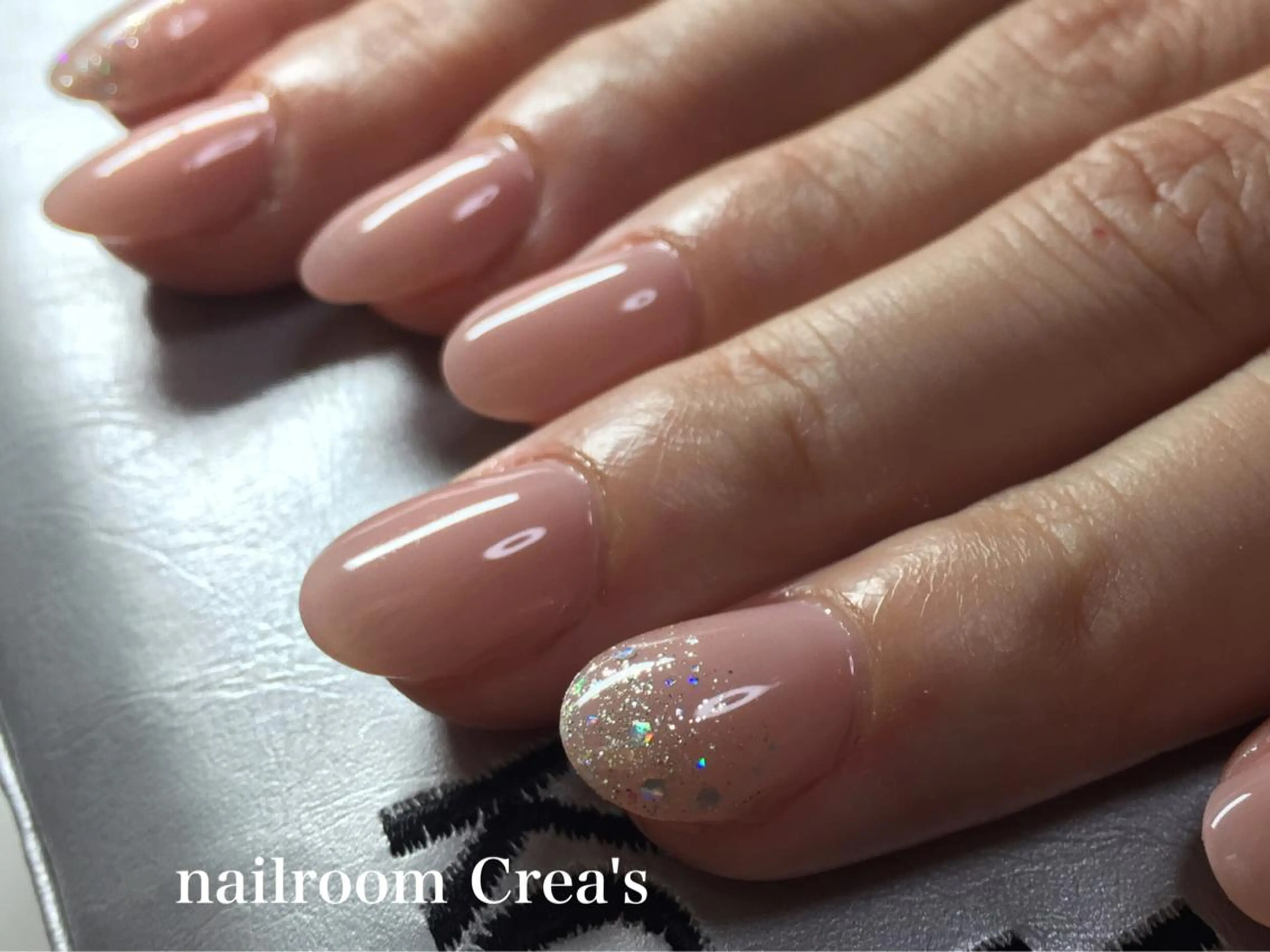 ネイル ジェルネイル 氷ネイル・うるうるネイル ワンカラーネイル nailroom Crea'sのネイルデザイン