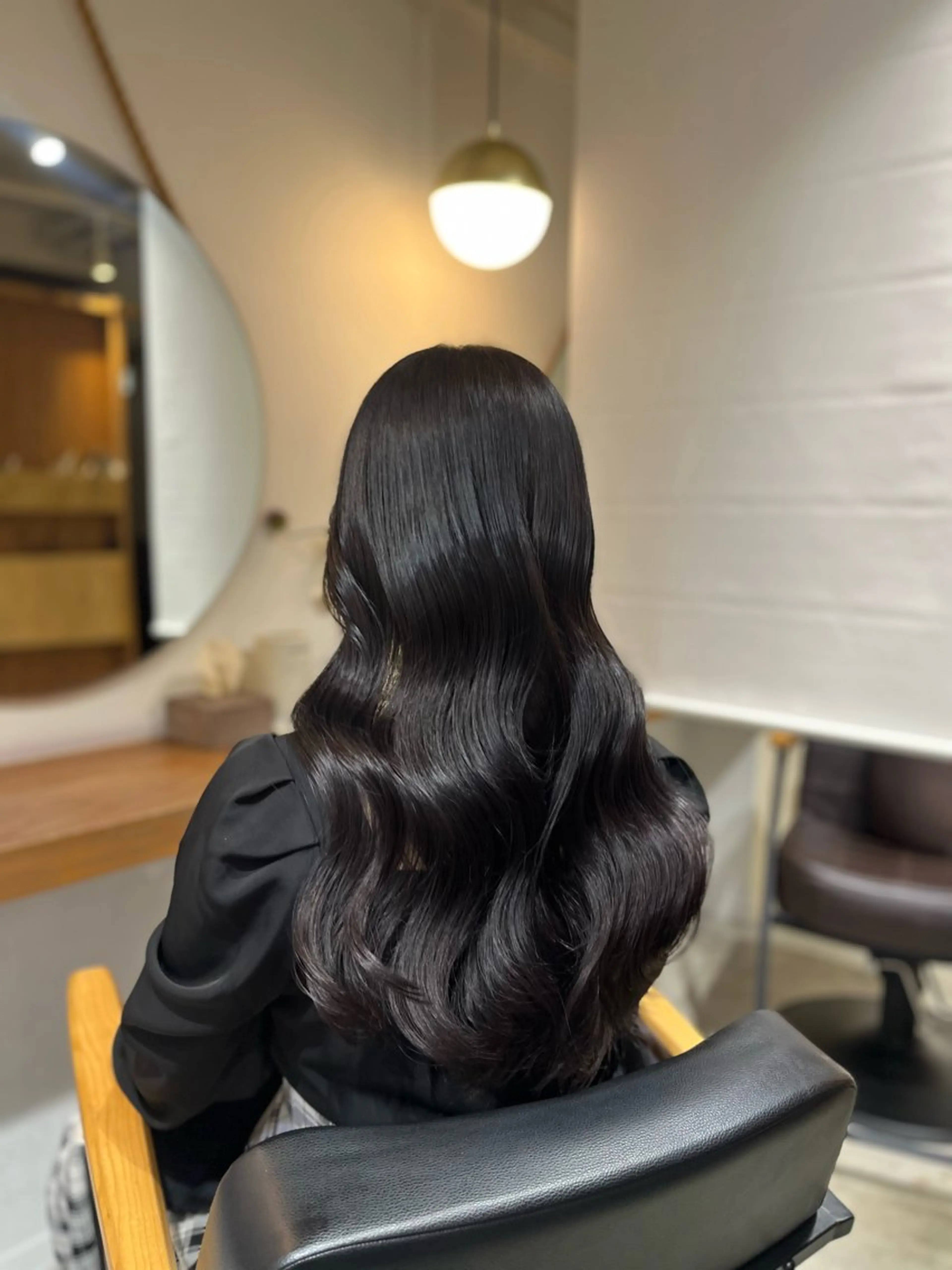 ロング カット ヘアカラー トリートメント 塩川ももこ/ 自然な縮毛矯正のヘアスタイル