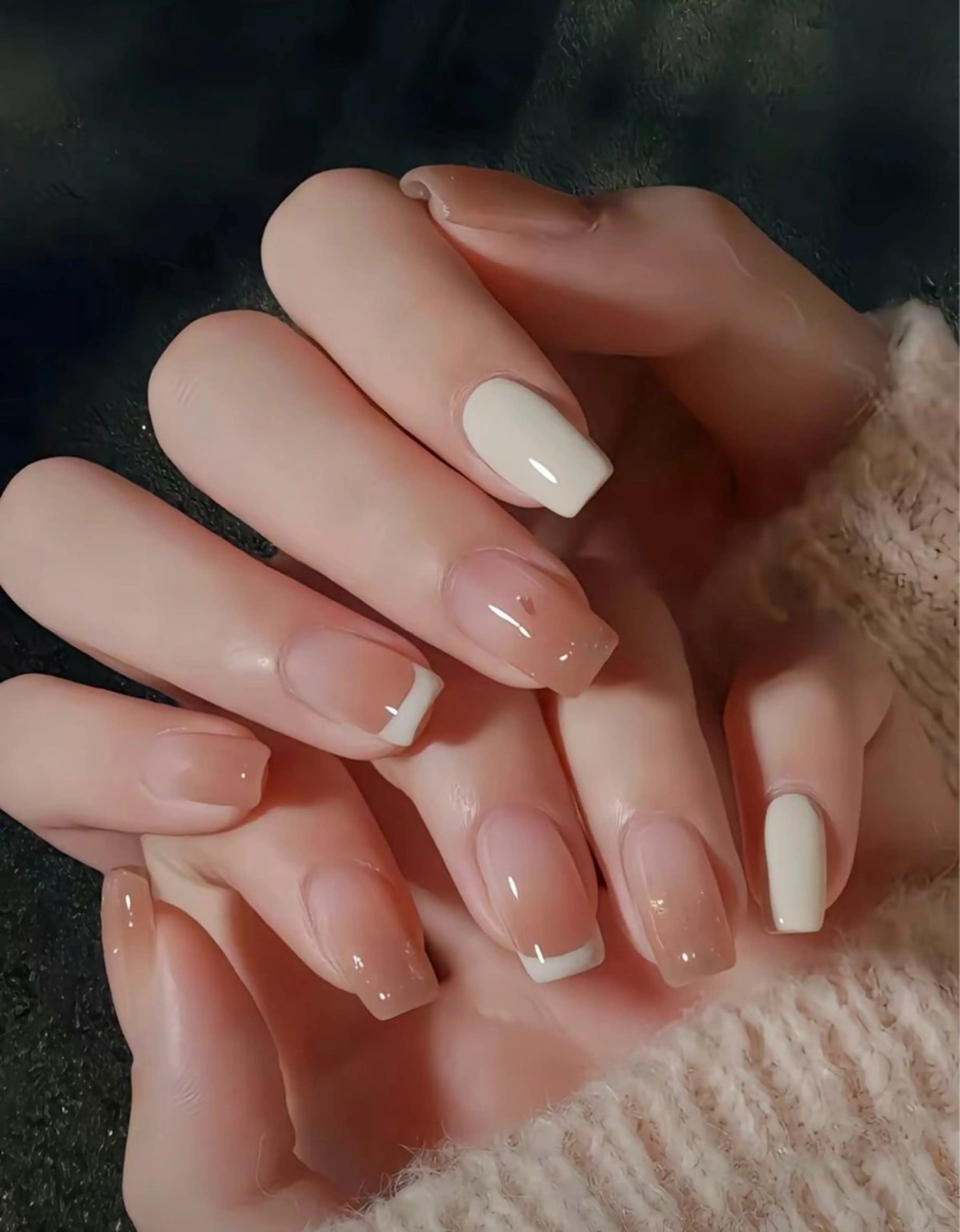 ネイル 長さ出し フレンチネイル グラデーション 卒業式 マグネットネイル MIHANA NAILのネイルデザイン