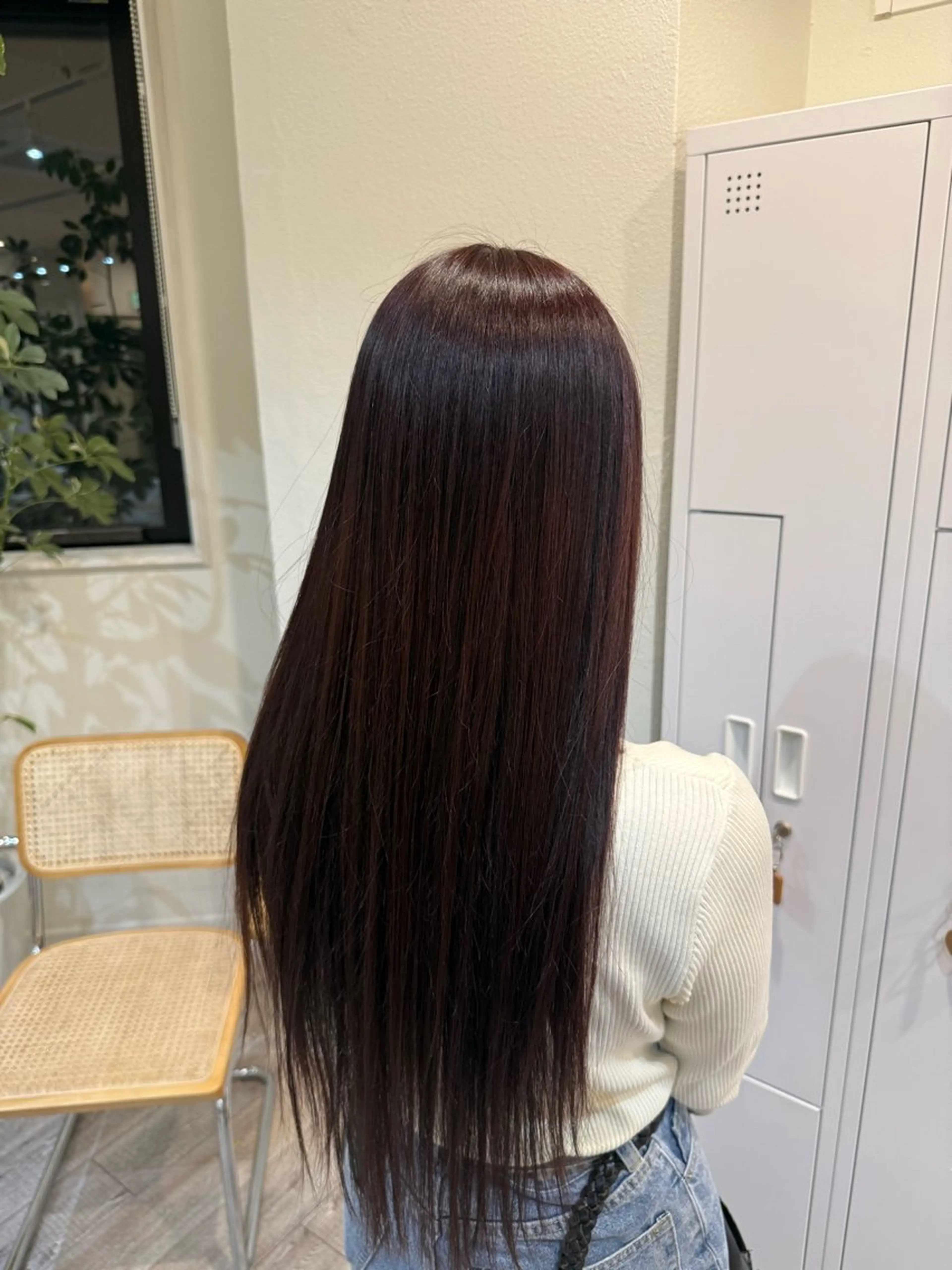 ロング カラー クロギ リョウのヘアスタイル