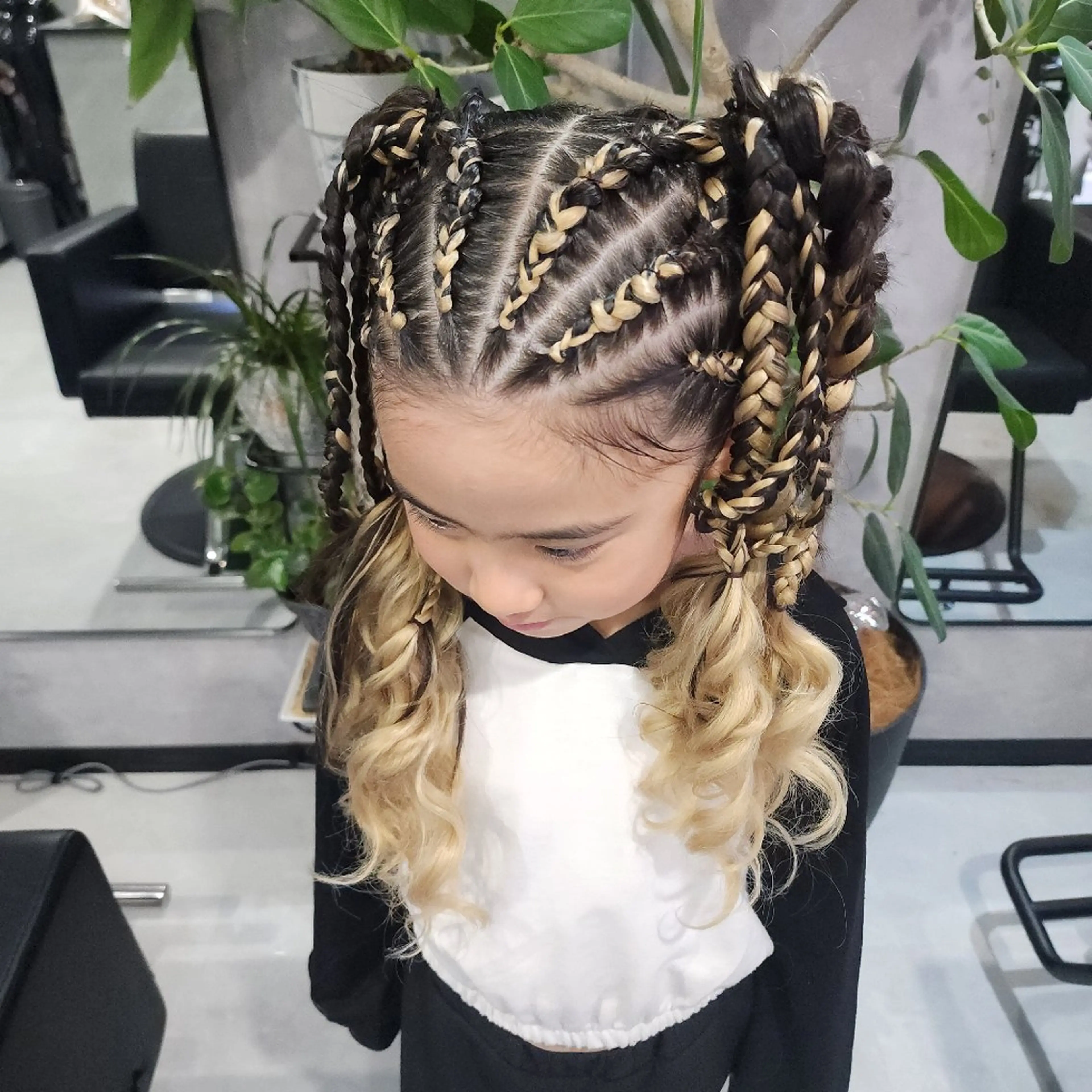 ヘアアレンジ キッズ 成人式 ESTELA... OHARA のヘアスタイル