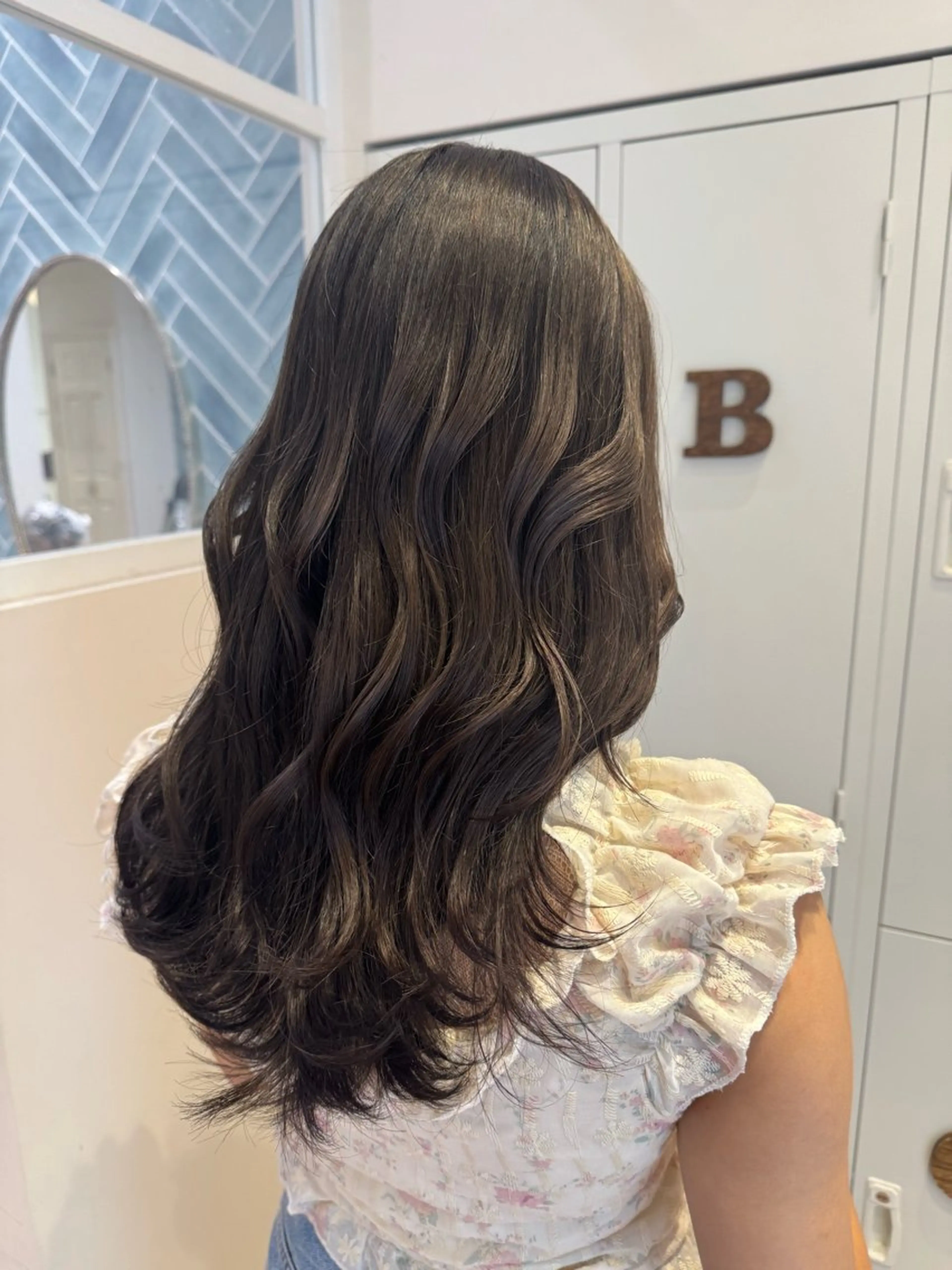ロング ヘアカラー トリートメント 河添 麗菜のヘアスタイル