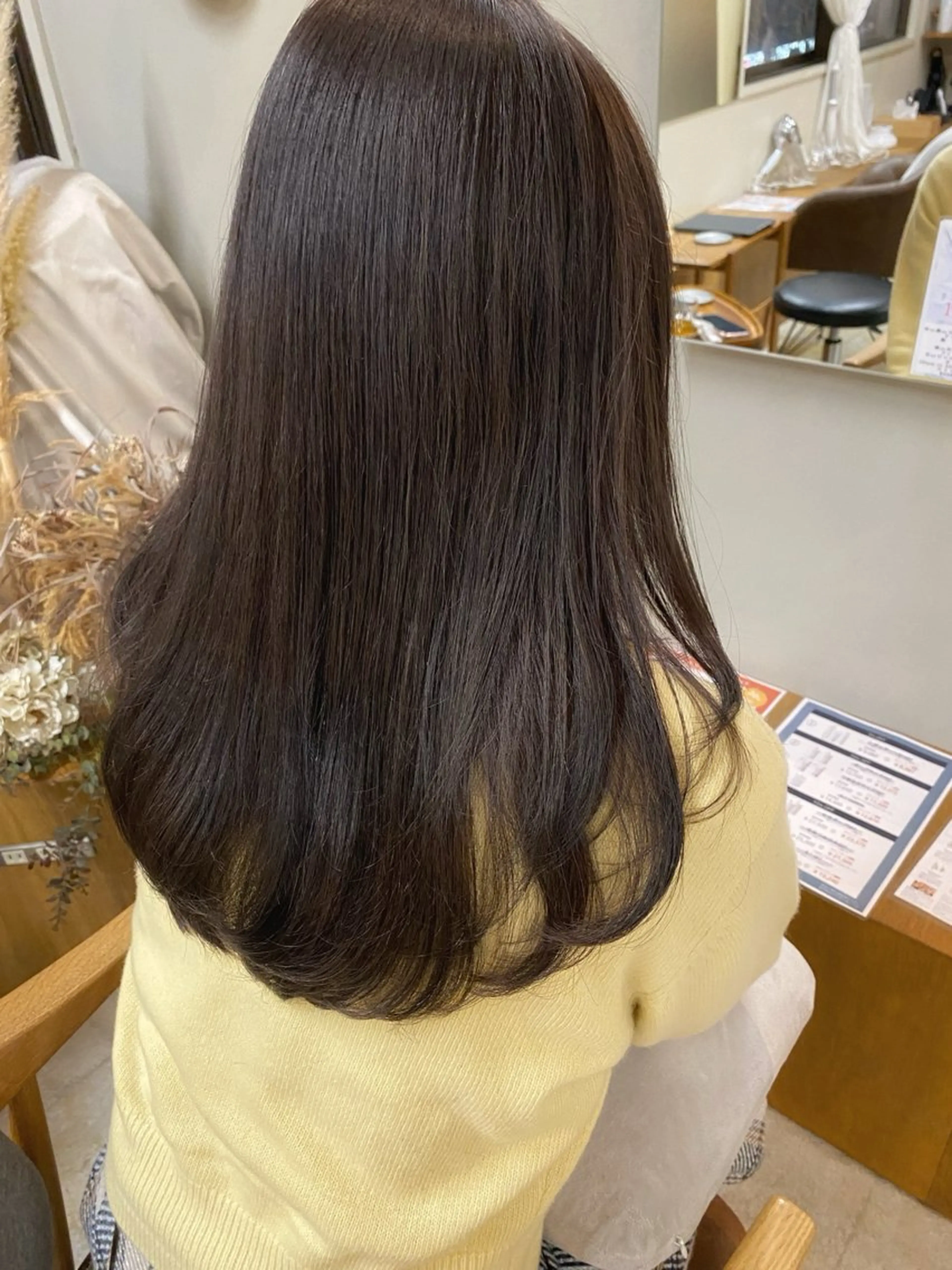 ロング カラー アッシュ ベージュカラー グレージュ レイヤーカット erika /韓国ヘアのヘアスタイル