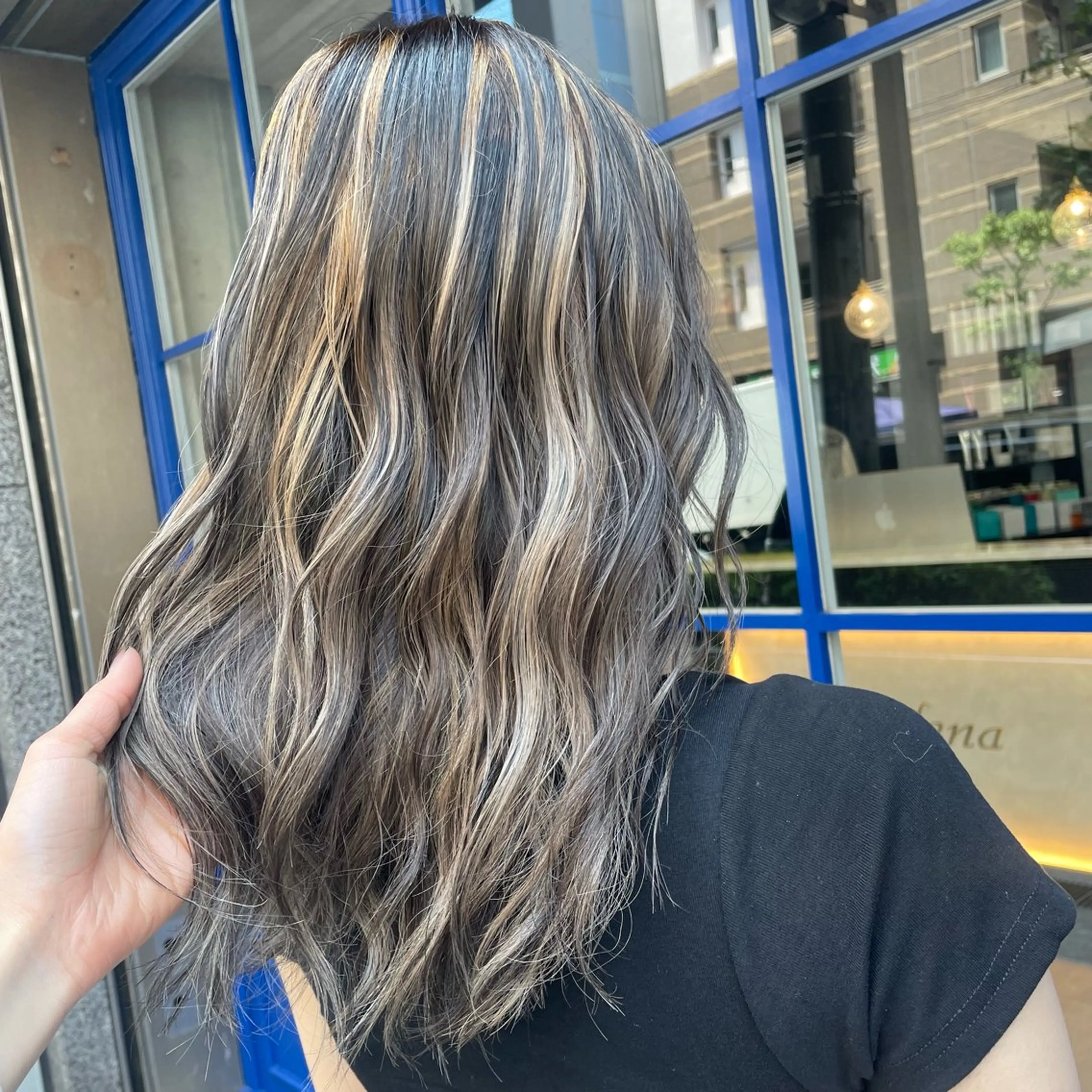 ロング カット ヘアカラー 🫧艶髪/ブリーチ 🐳honami🫧のヘアスタイル