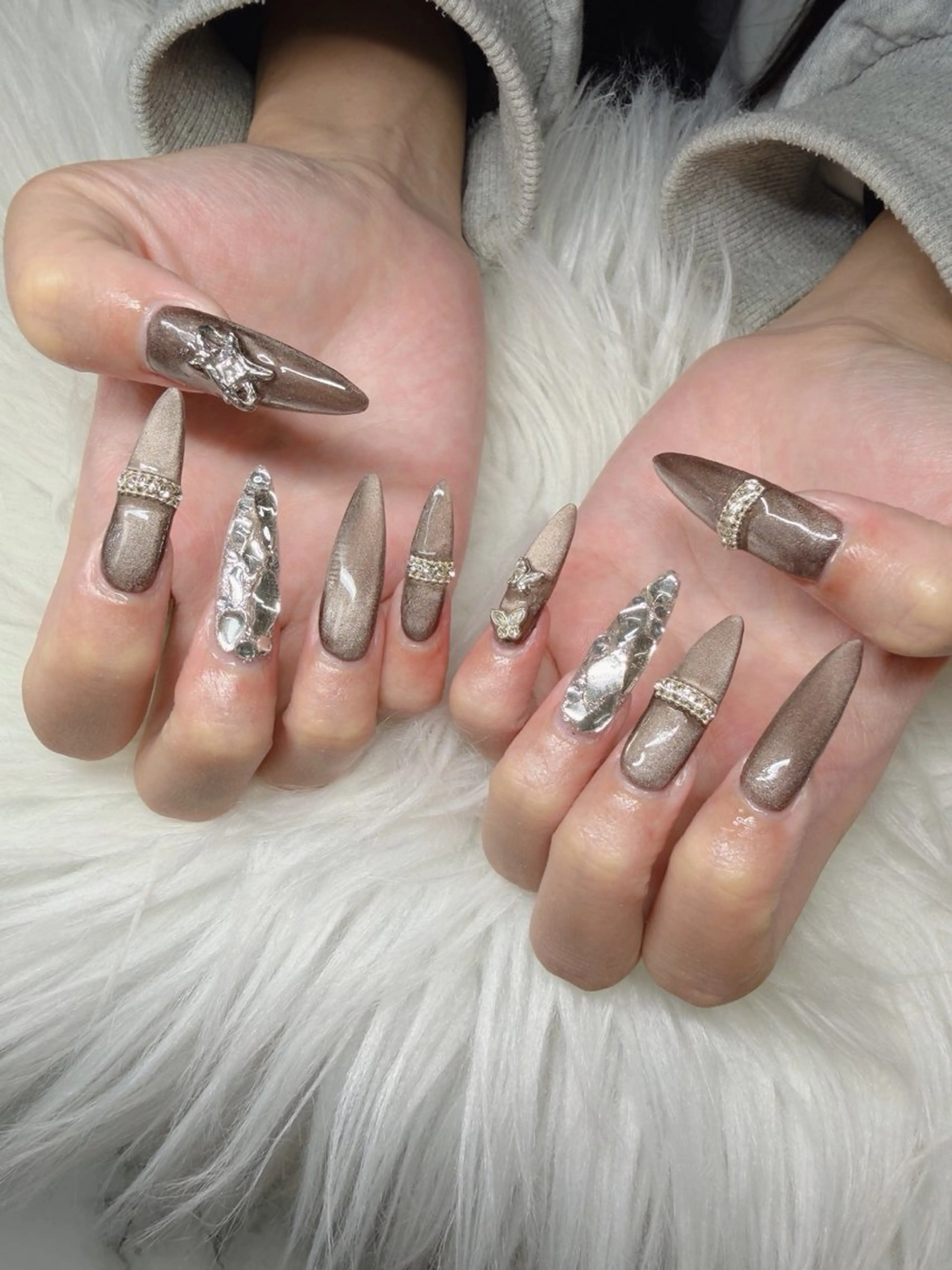 ネイル Lee Nailsのネイルデザイン