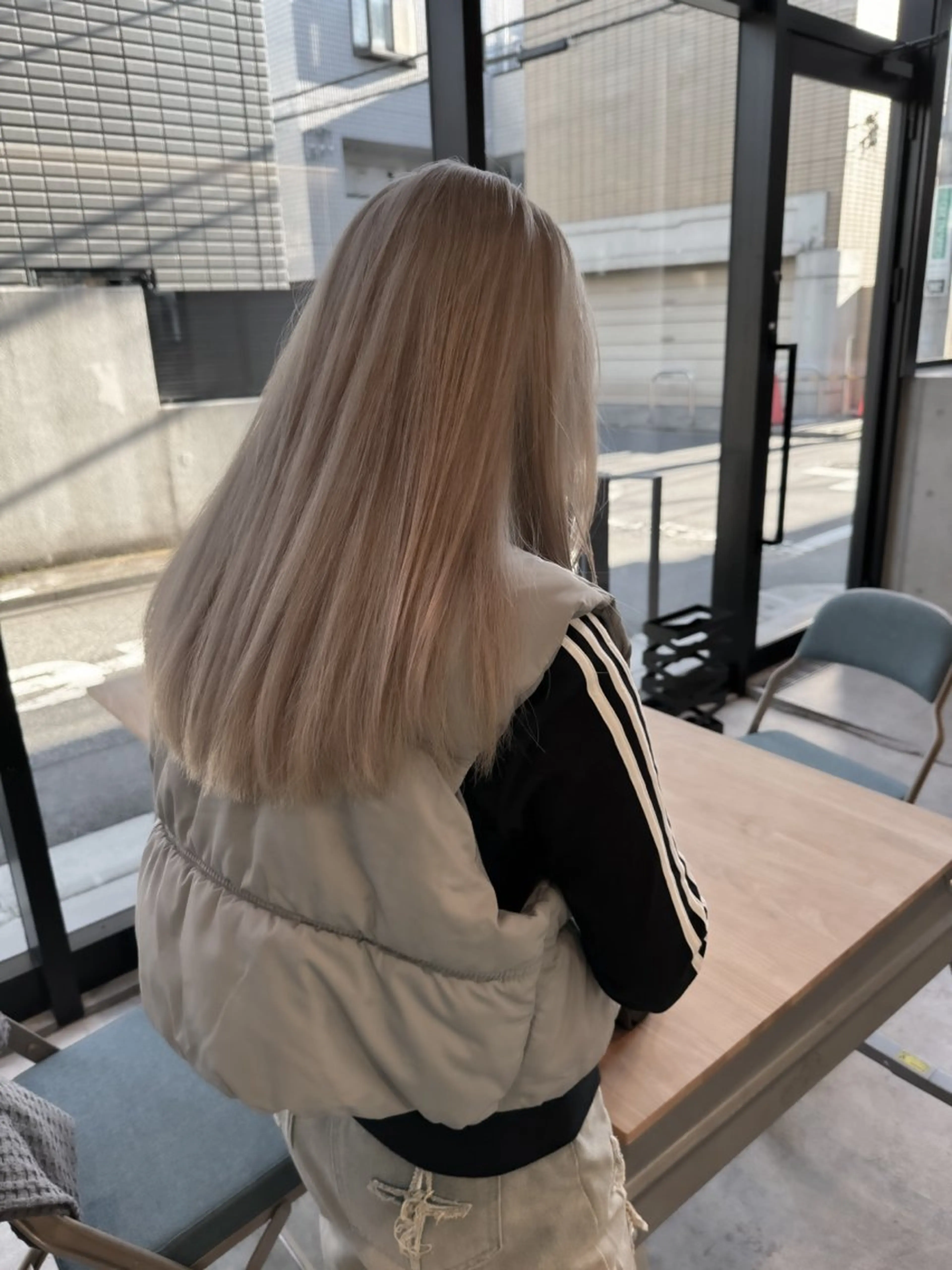 ミディアム カラー ヘアアレンジ ミニボブ/ブリーチ 🌈MISATOのヘアスタイル