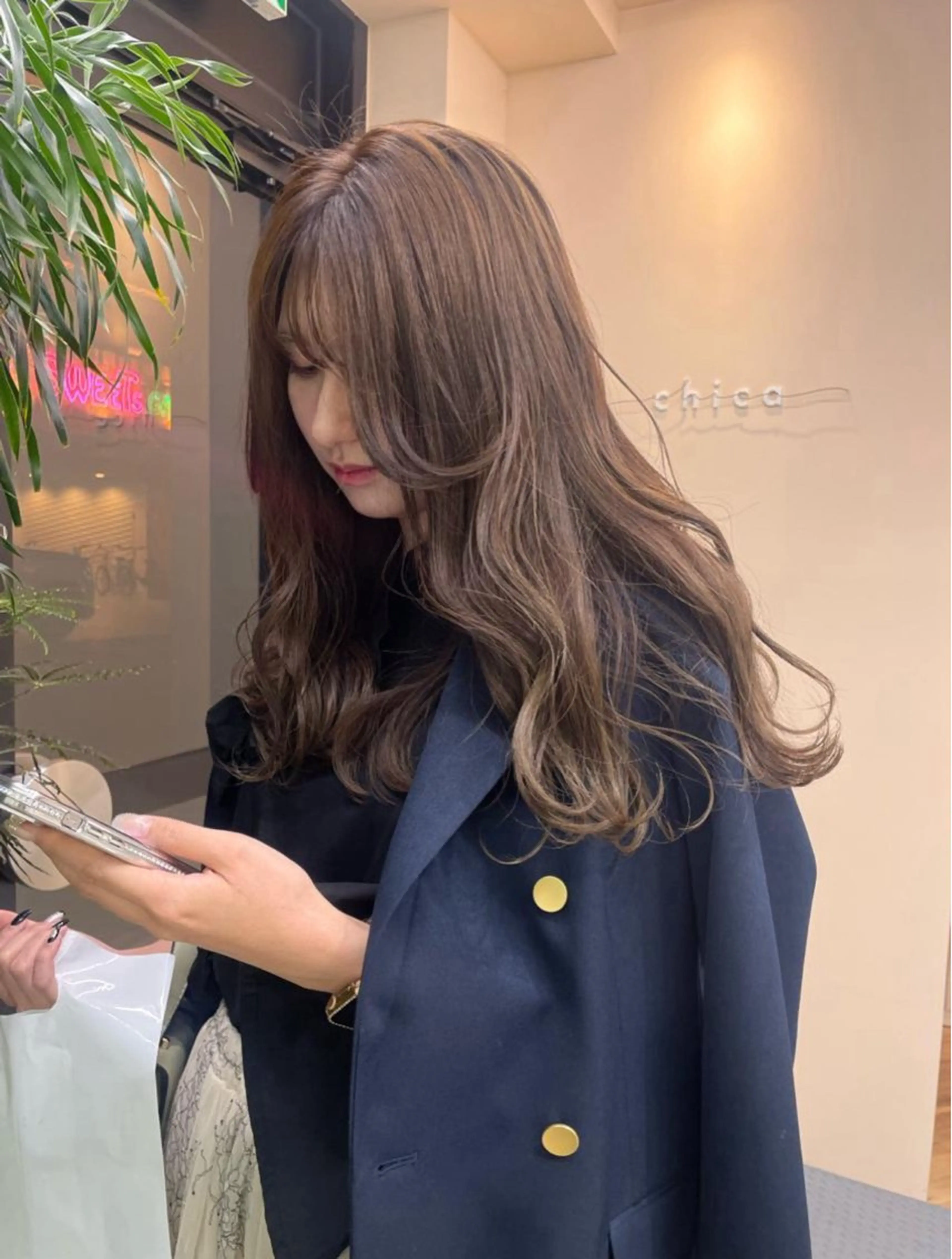 ロング runa/栄/パーマ /ブリーチモデルのヘアスタイル