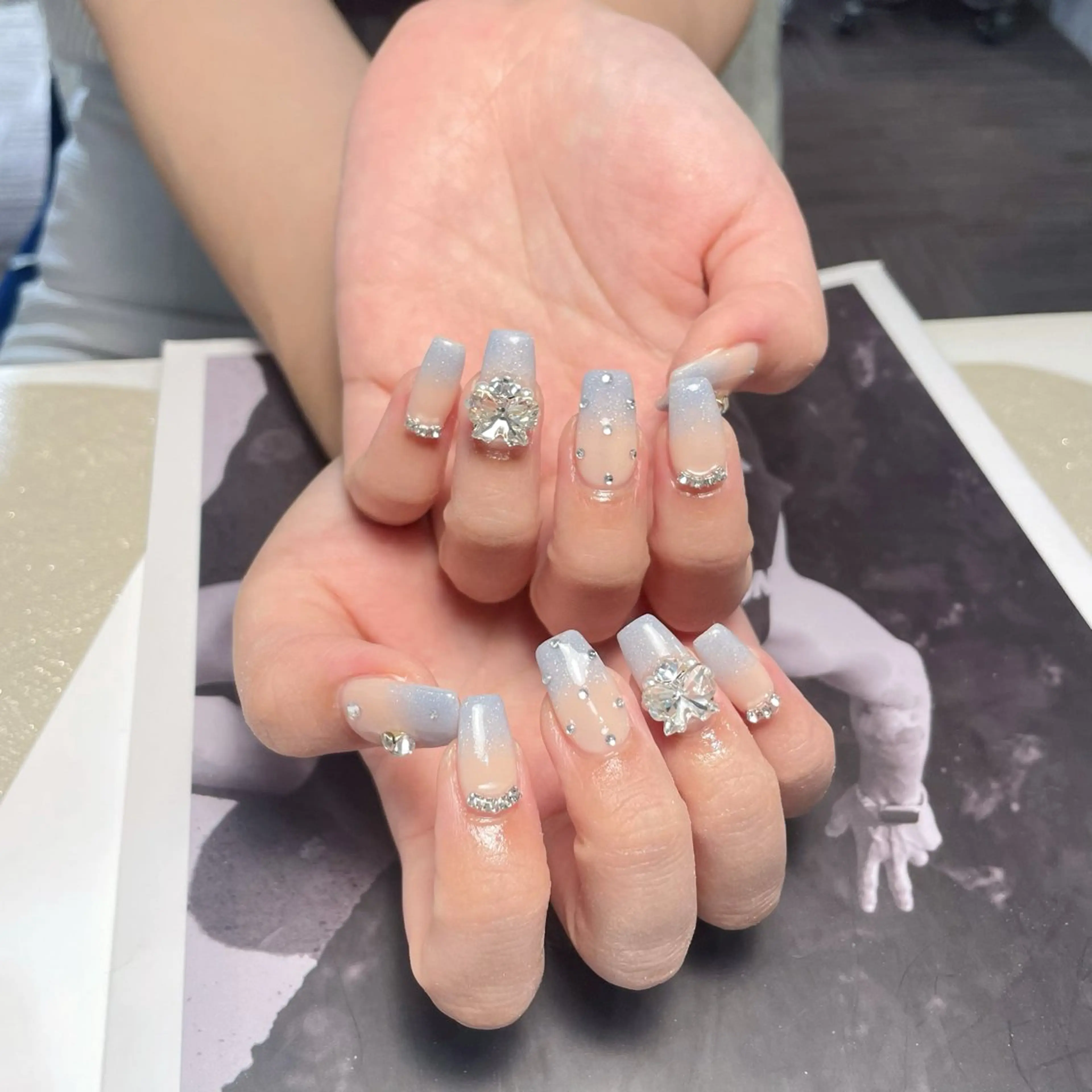 ネイル 水色 D.d Nail Moeのネイルデザイン