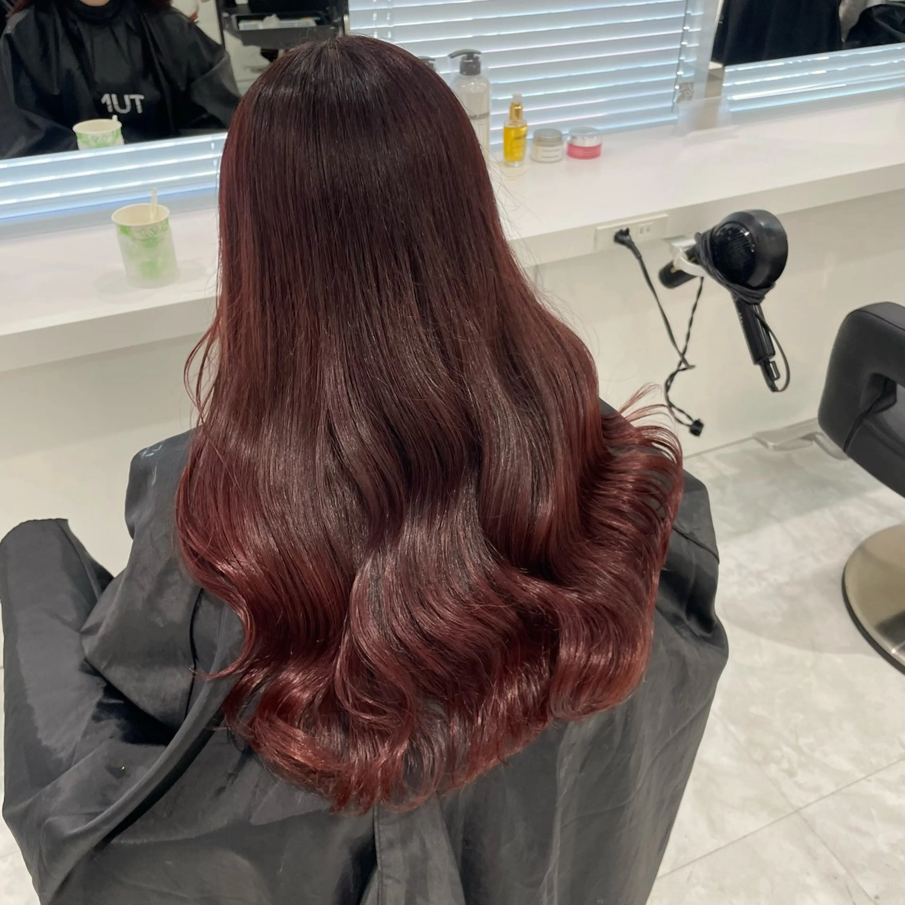 カラー 🤍ブリーチなし ブラウンhimi🤍のヘアスタイル