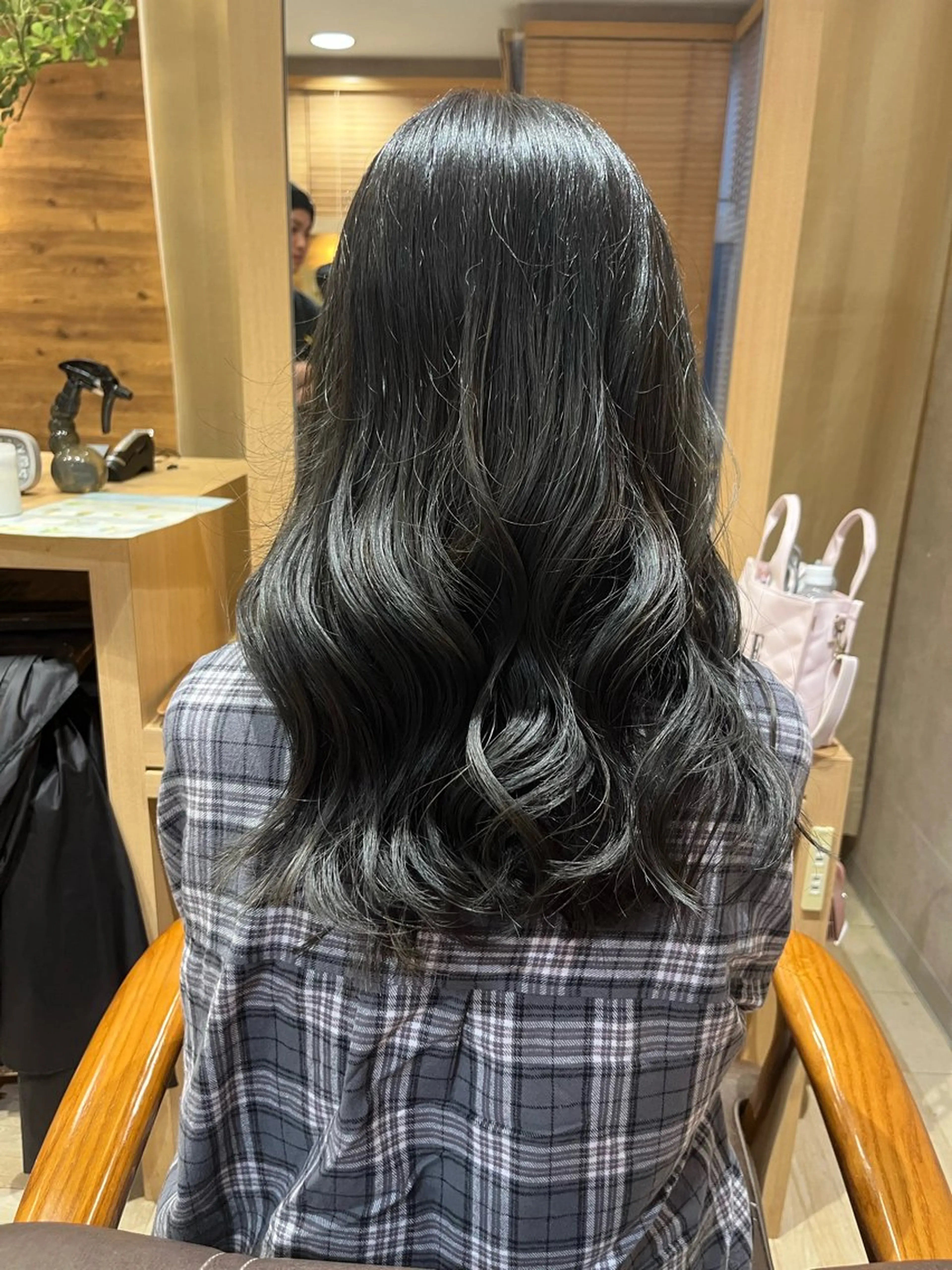 カラー 市毛 風音のヘアスタイル