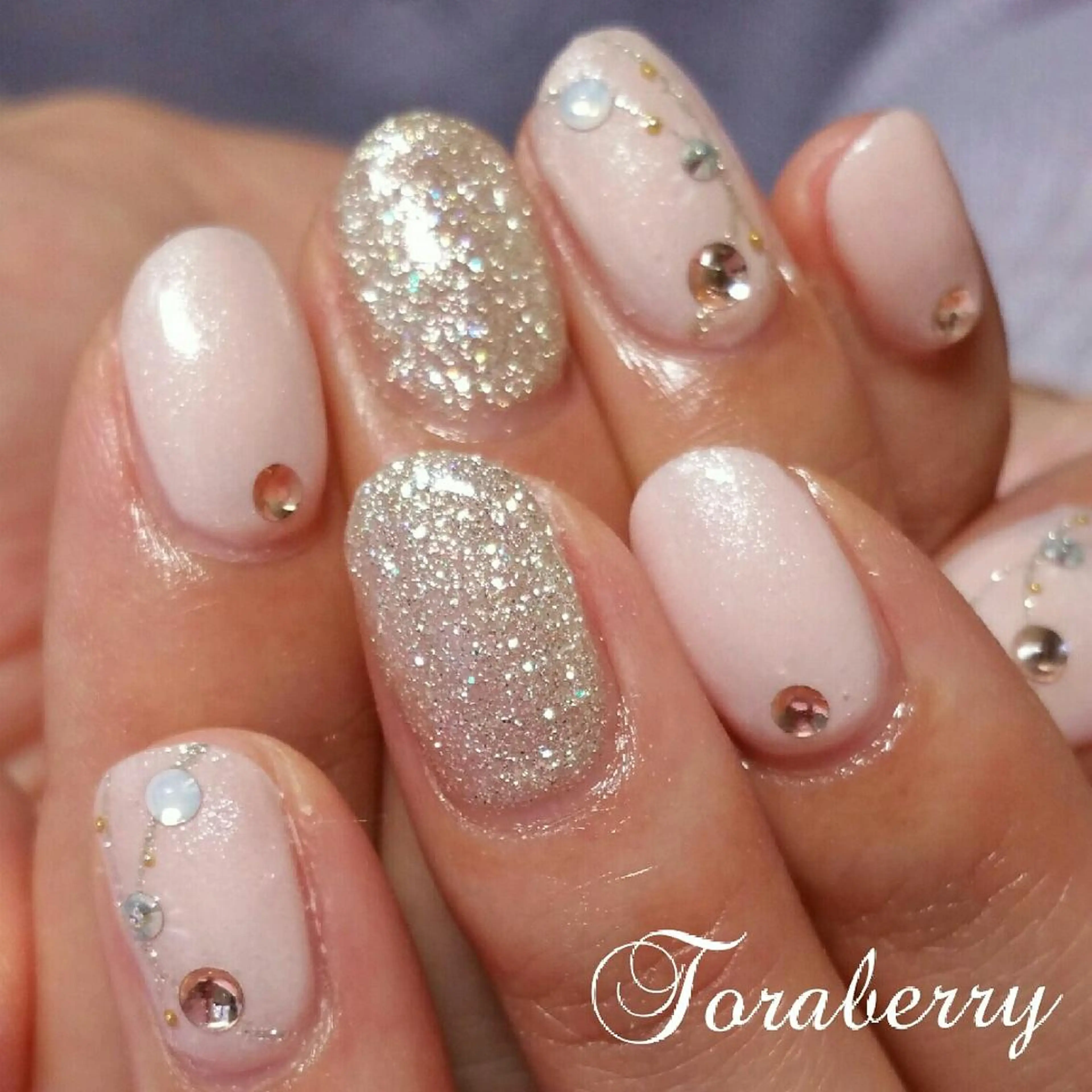 ネイル ワンカラーネイル ハンドネイル ネイリスト なつみのネイルデザイン