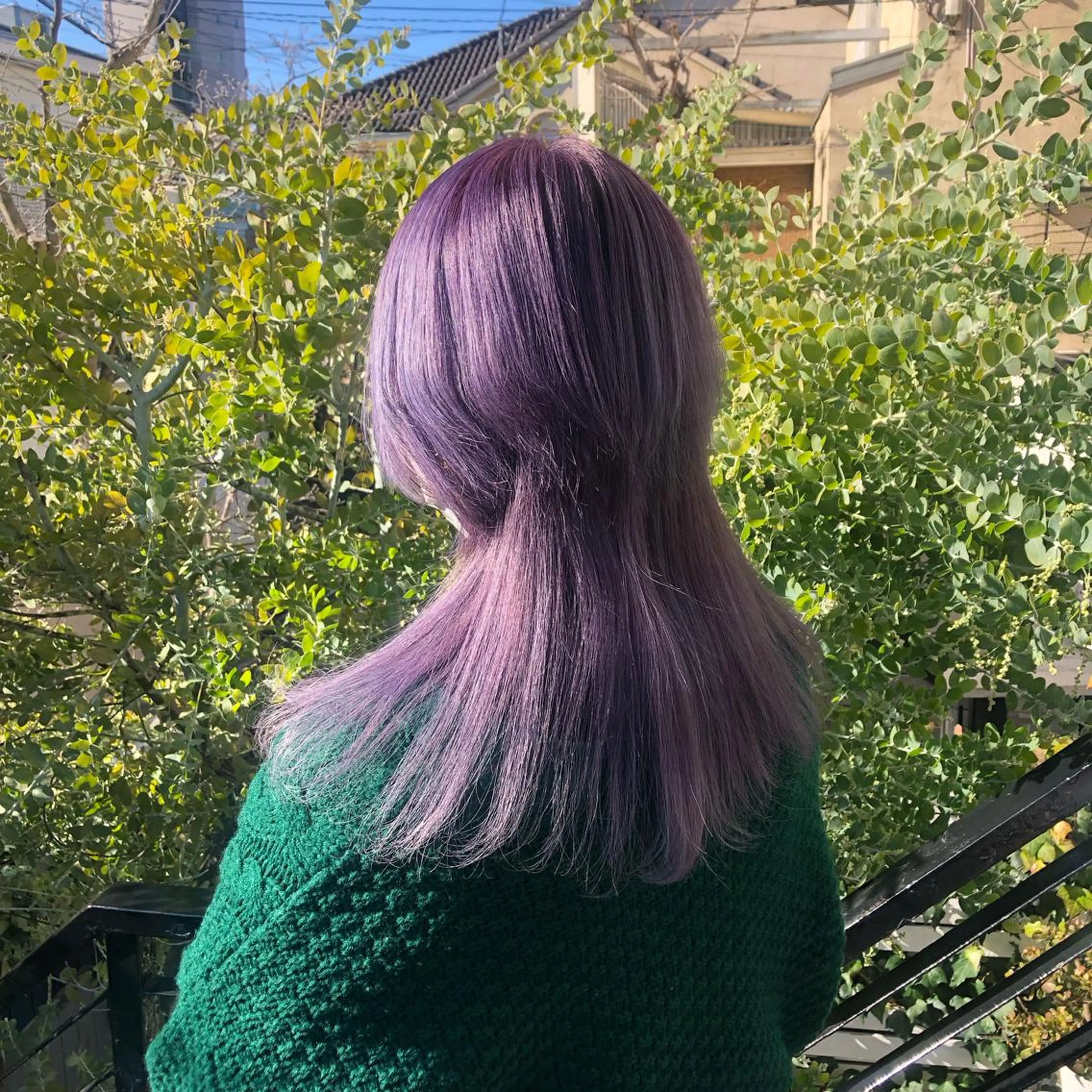 セミロング カラー 庭山 理沙のヘアスタイル