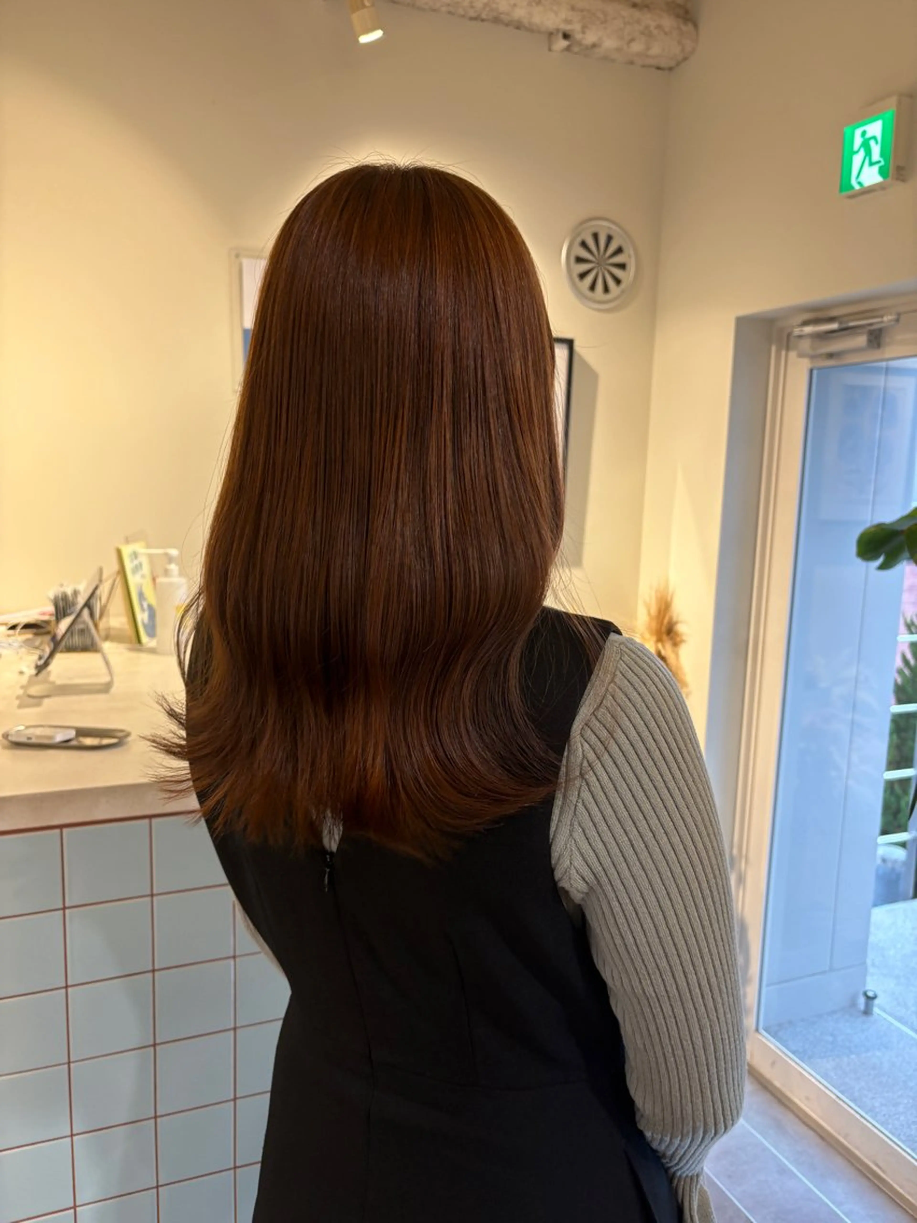 セミロング カラー 当日予約大歓迎💗 依田瑞希のヘアスタイル