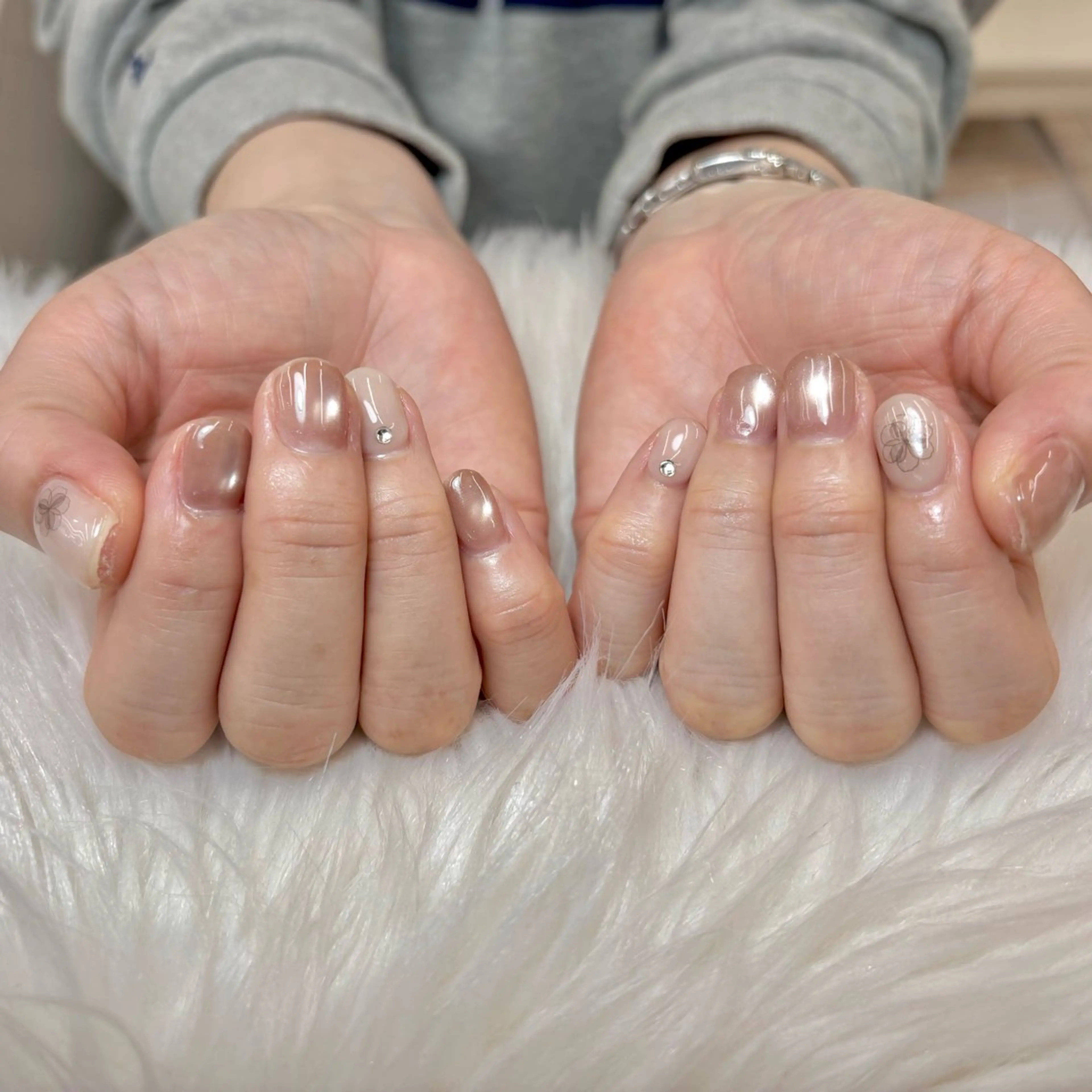 ネイル ハンドネイル NAIL atre SAIKAのネイルデザイン