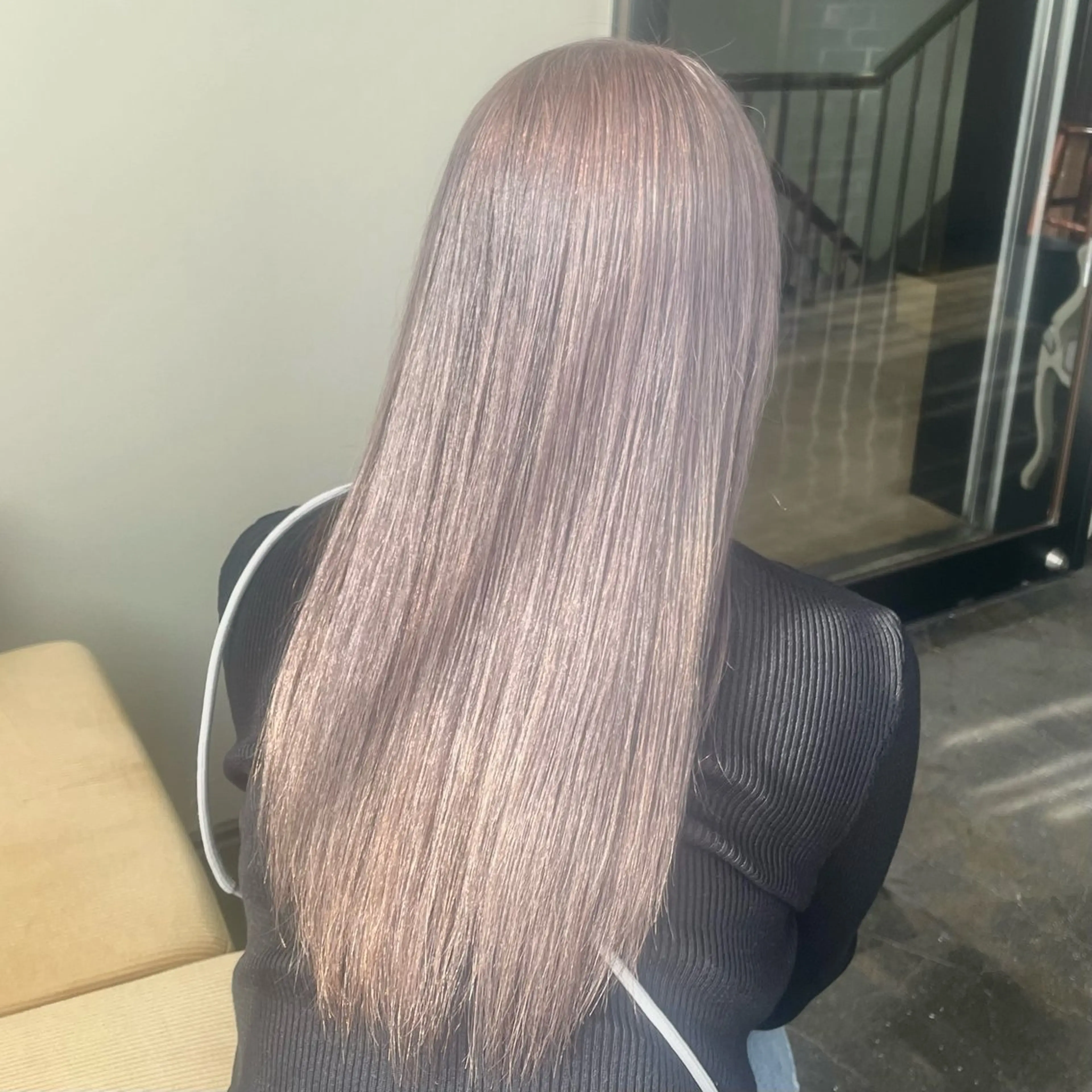 ミディアム カラー ヘアカラー トリートメント 透明感🌱ハイトーン ✨艶髪🫧川﨑 翼のヘアスタイル