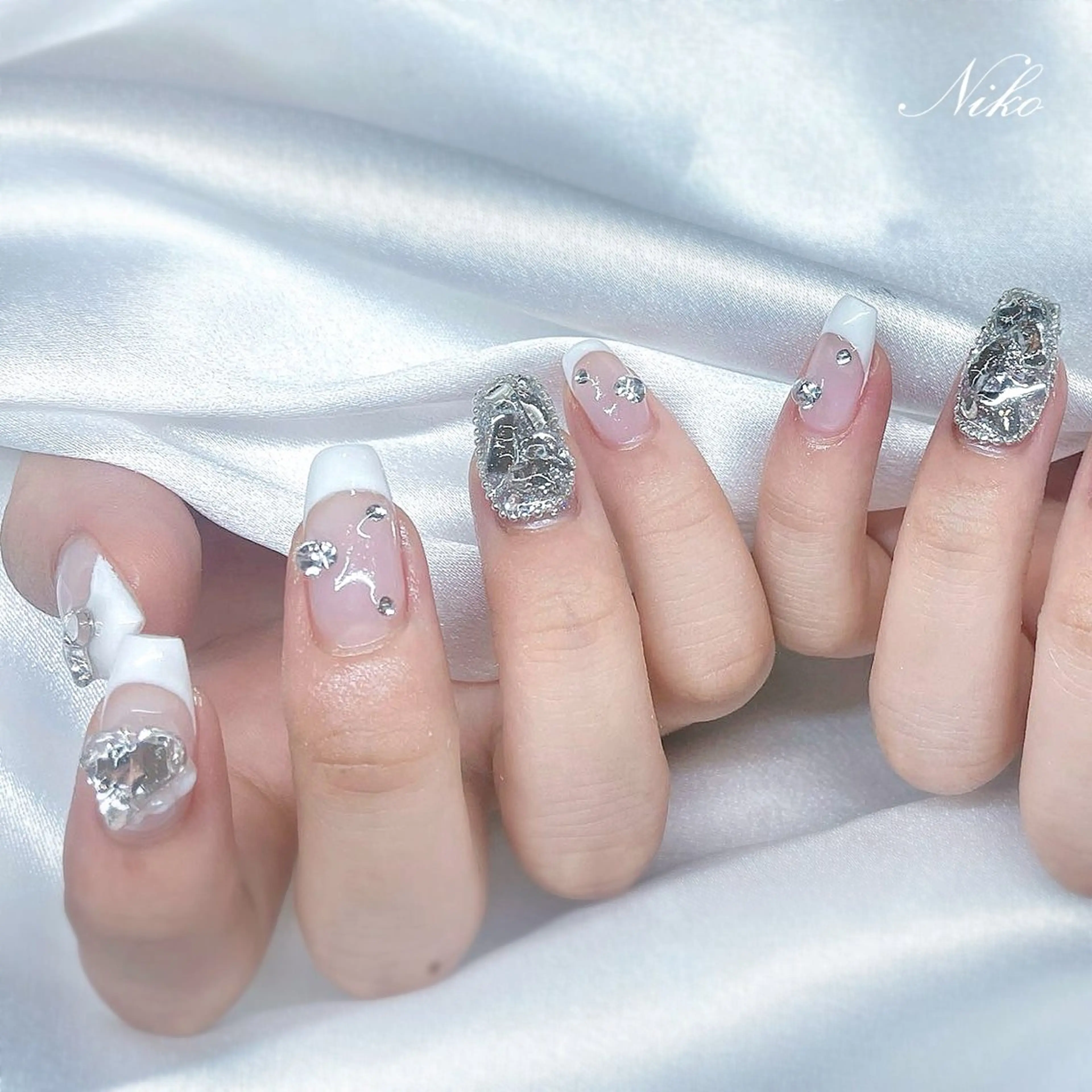 ネイル チークネイル 長さ出し フラッシュネイル フットネイル フレンチネイル Niko nailサロンのネイルデザイン