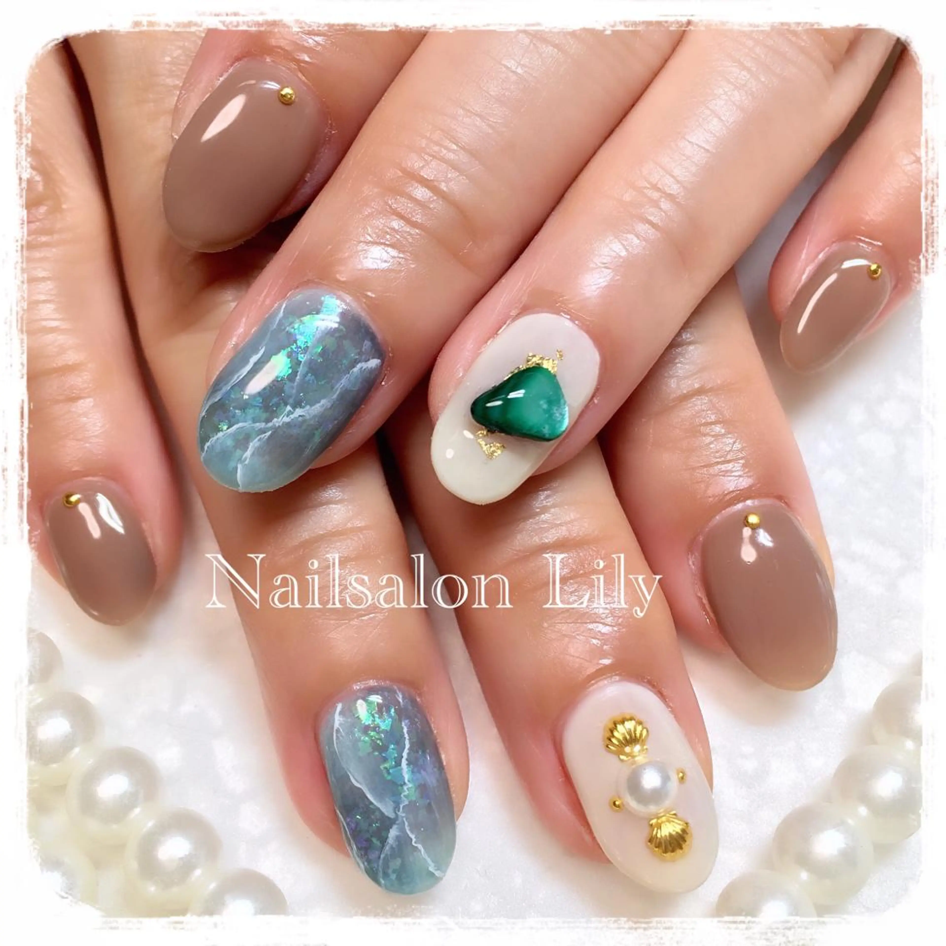 ネイル Lily*nail 🌻Mii🌻のネイルデザイン
