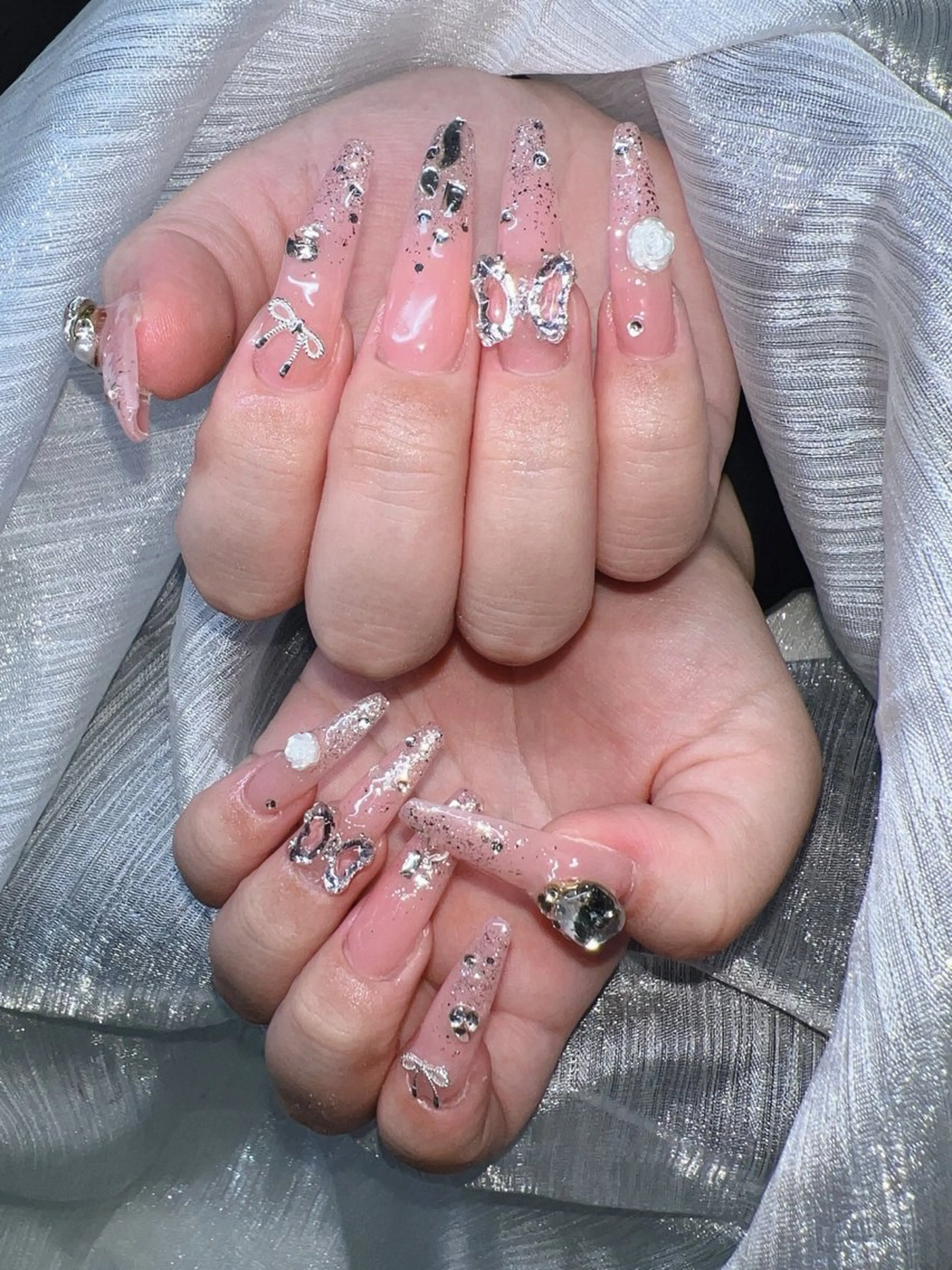 ネイル ハンドネイル Lee Nailsのネイルデザイン