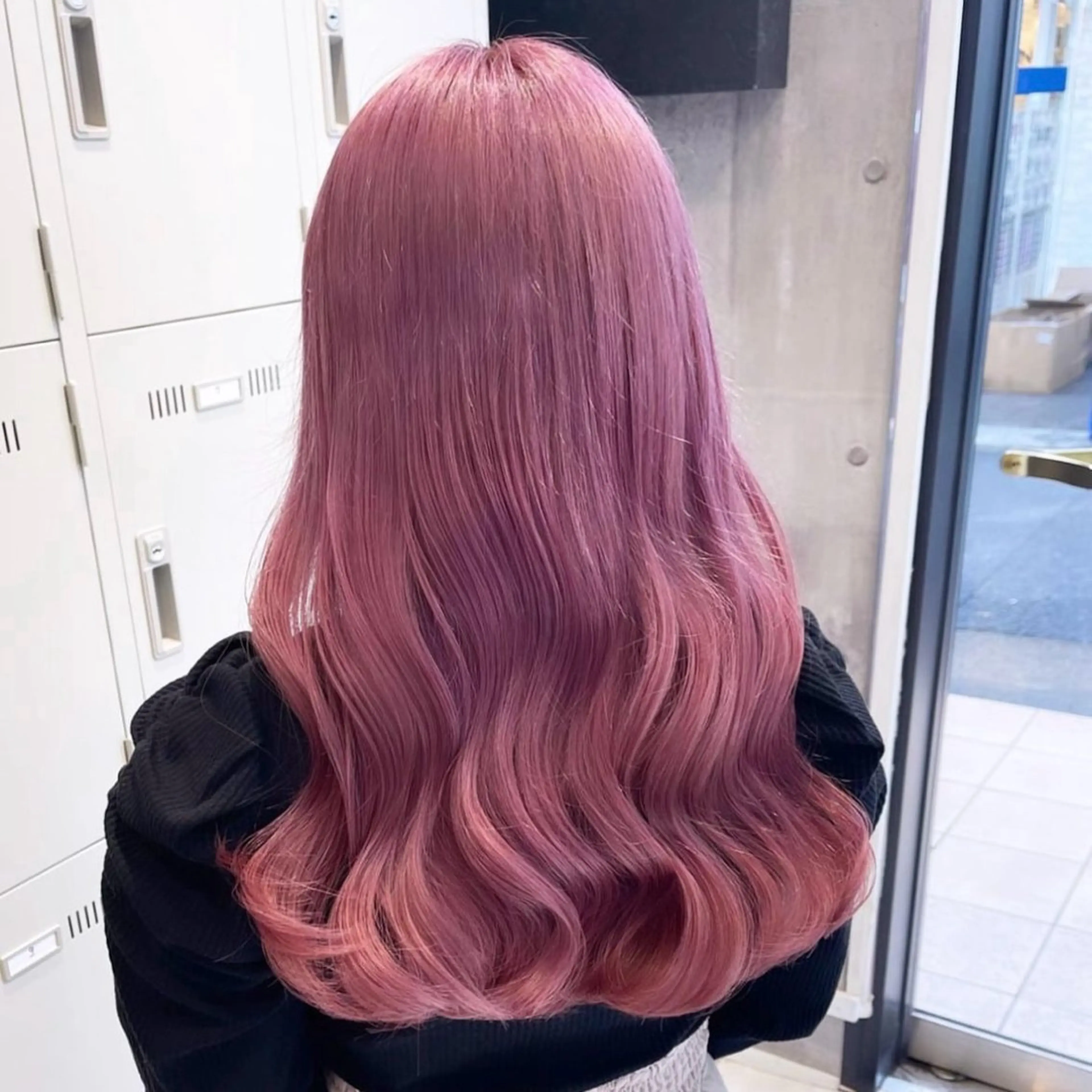 ロング カラー ヘアアレンジ メンズ メンズブリーチ メンズハイトーン ベージュカラー ブリーチ ケアブリーチ ヘアカラー トリートメント 🌟🍒ハイトーン 韓国ヘア/ユウミのヘアスタイル