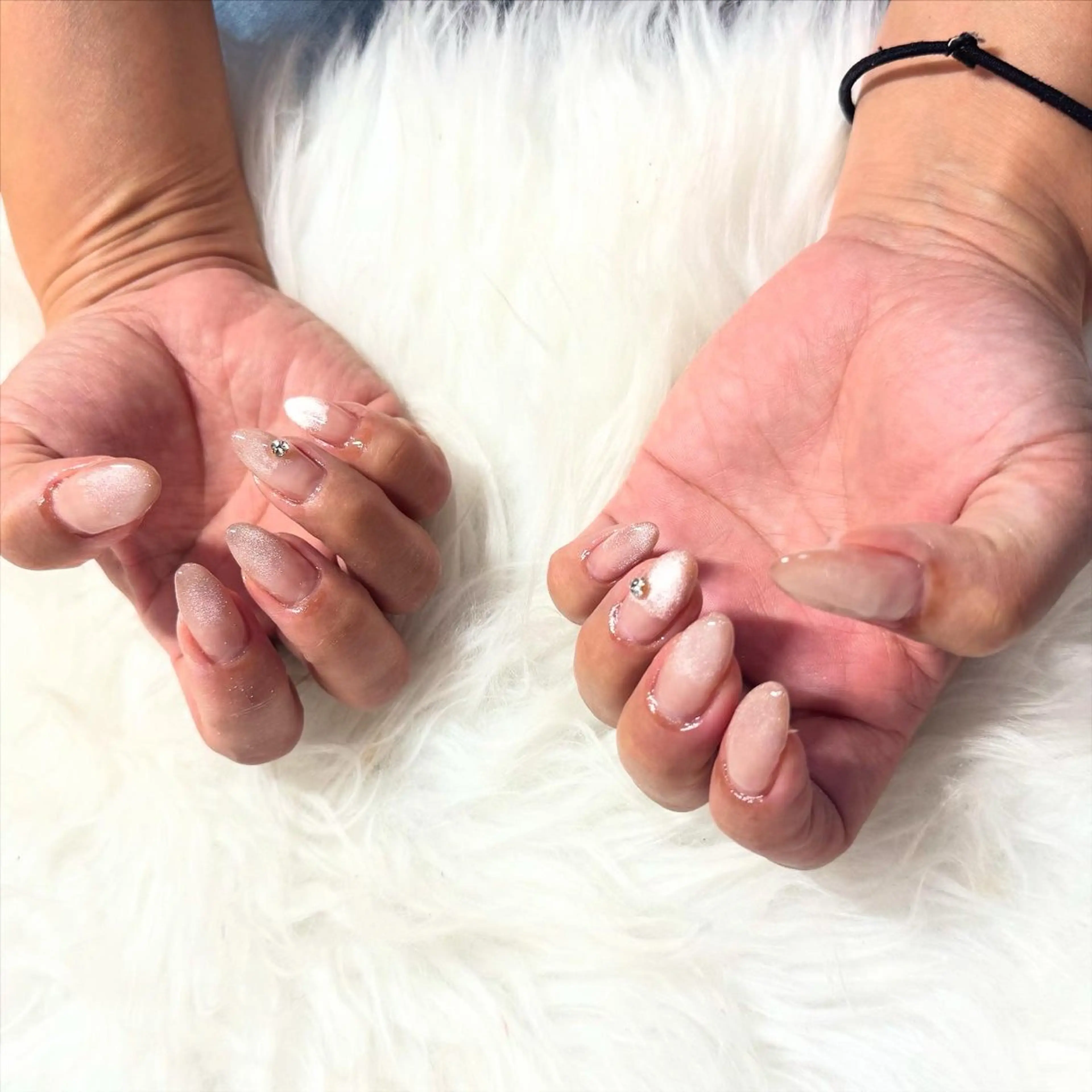 セミロング ハンドネイル mao .のネイルデザイン