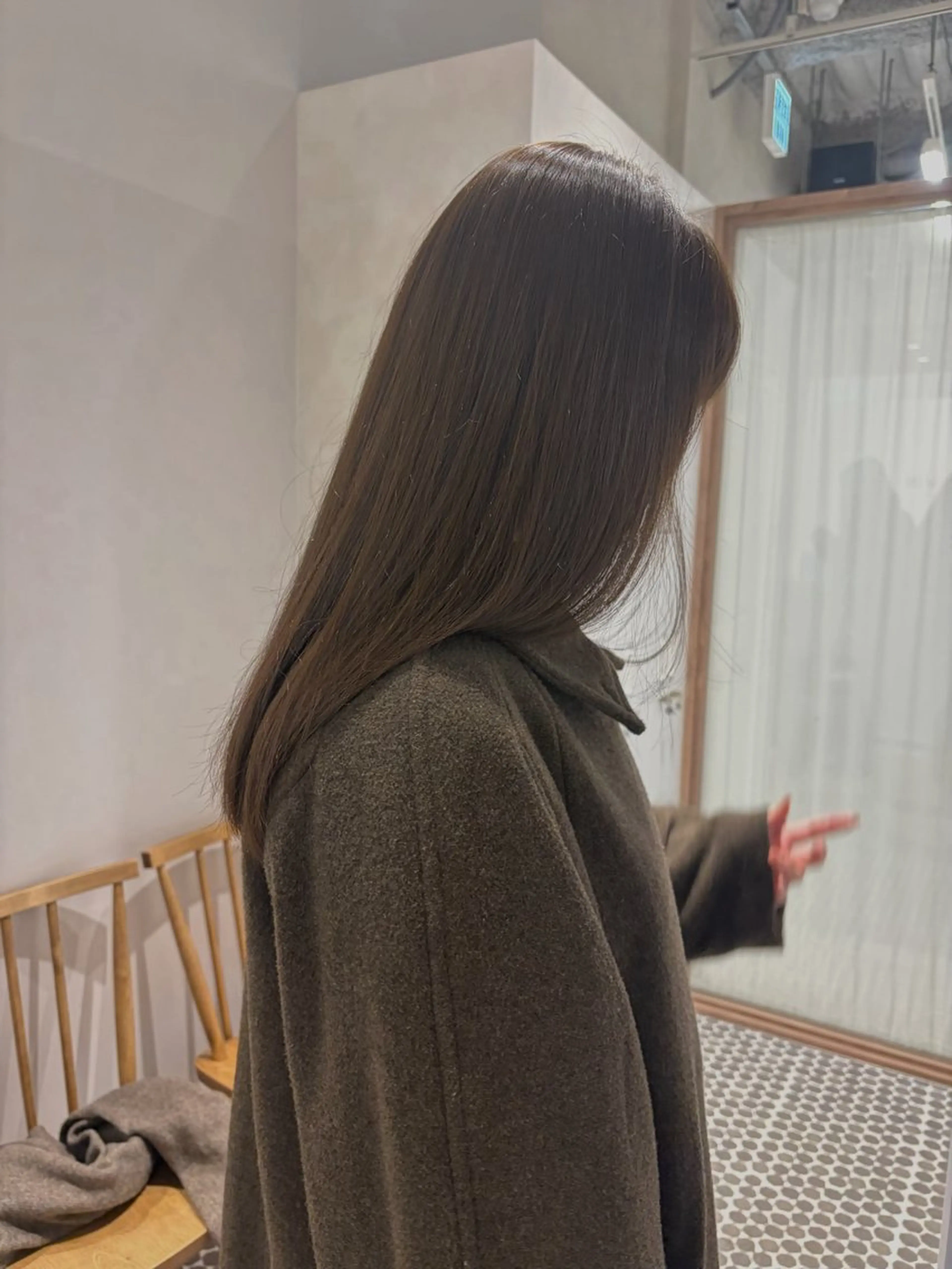 ミディアム カラー 砂原 ひよりのヘアスタイル