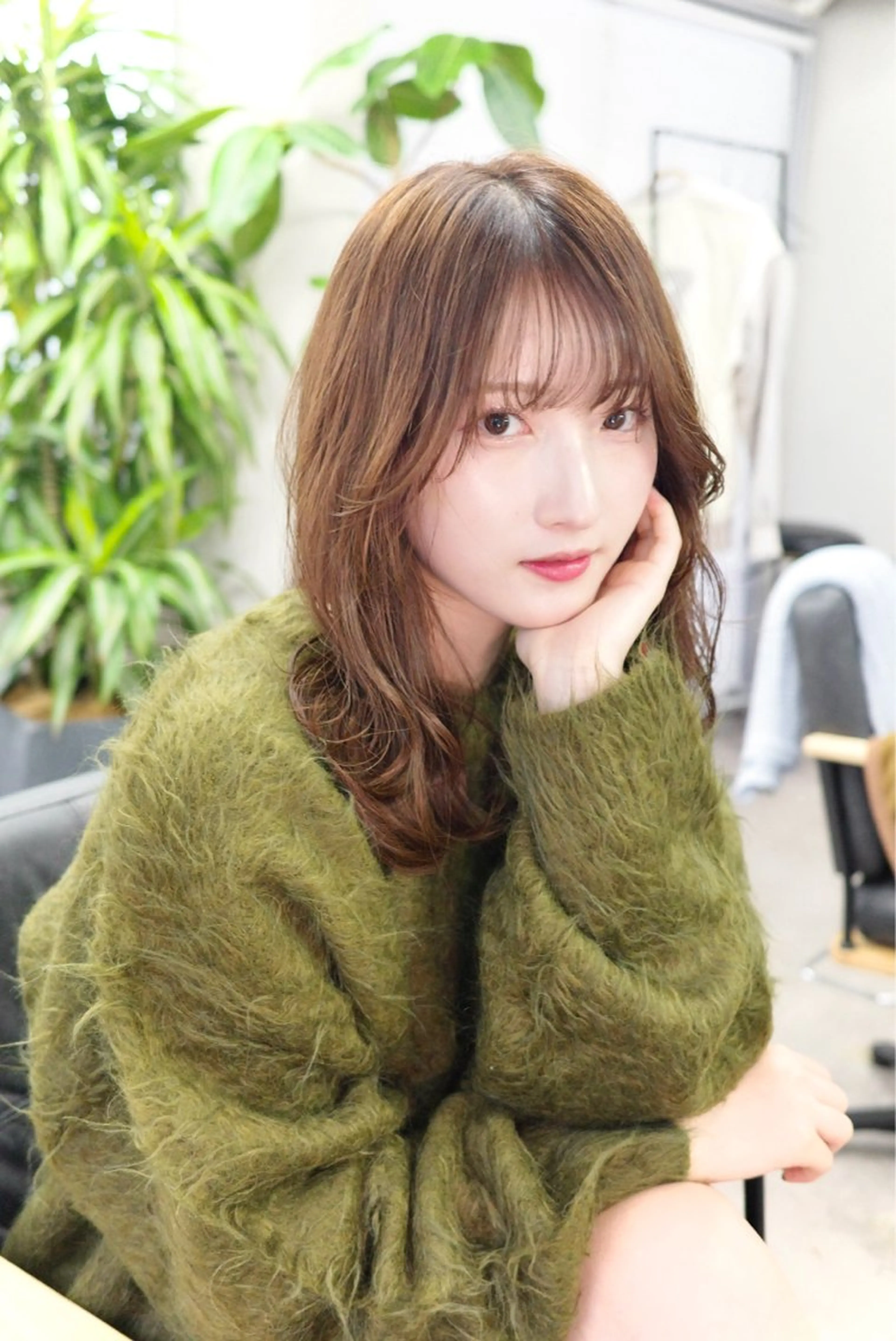 ミディアム カラー ミディアムレイヤー レイヤーカット ✨上品レディーなヘア スタイルへ✨髙木諒也のヘアスタイル