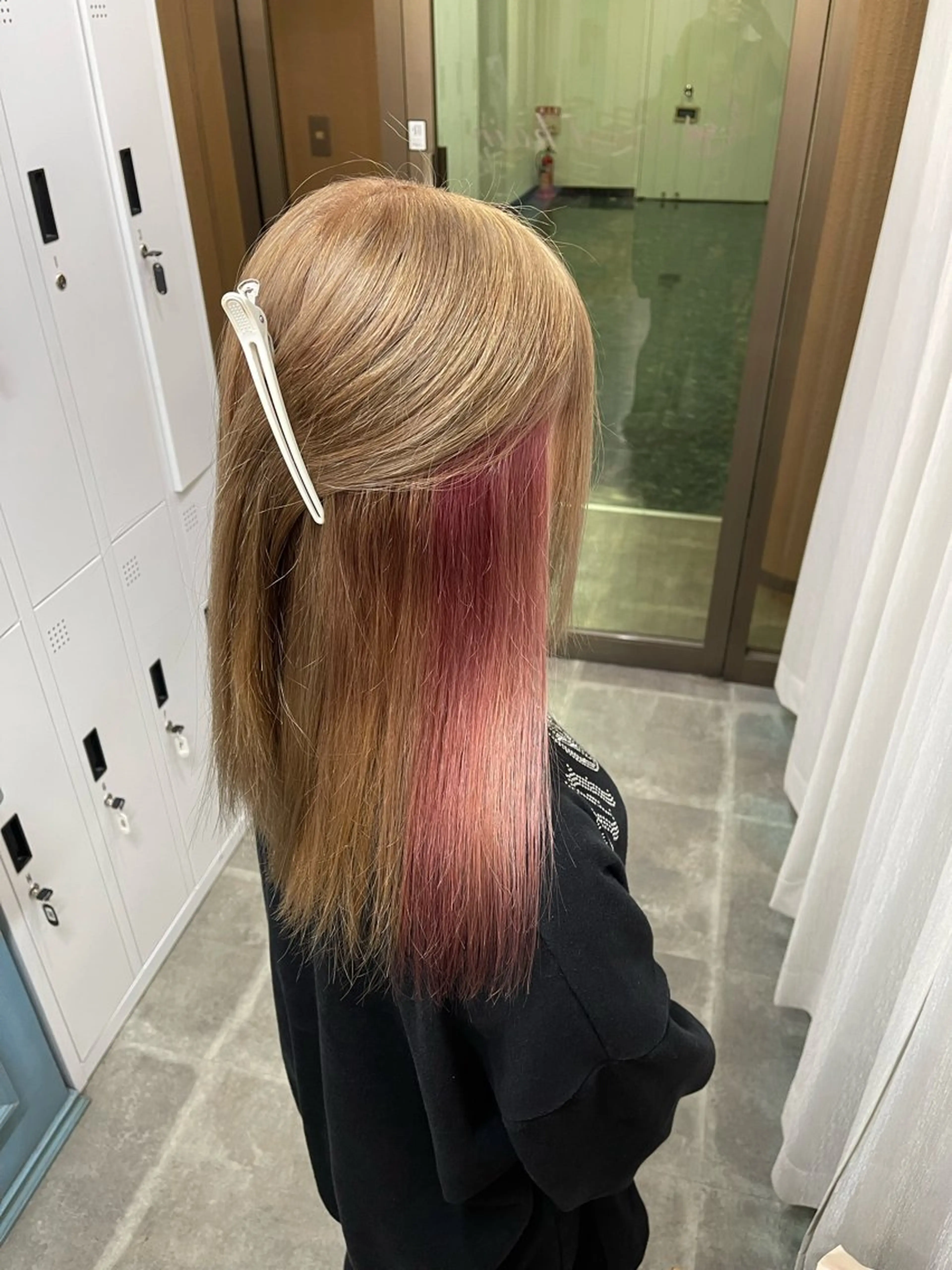 ミディアム カラー ブリーチ ケアブリーチ デザインカラー ダブルカラー インナーカラー ヘアカラー トリートメント SOYON西大寺店所属・ダブルカラー/ 髪質改善💎安藤のヘアスタイル