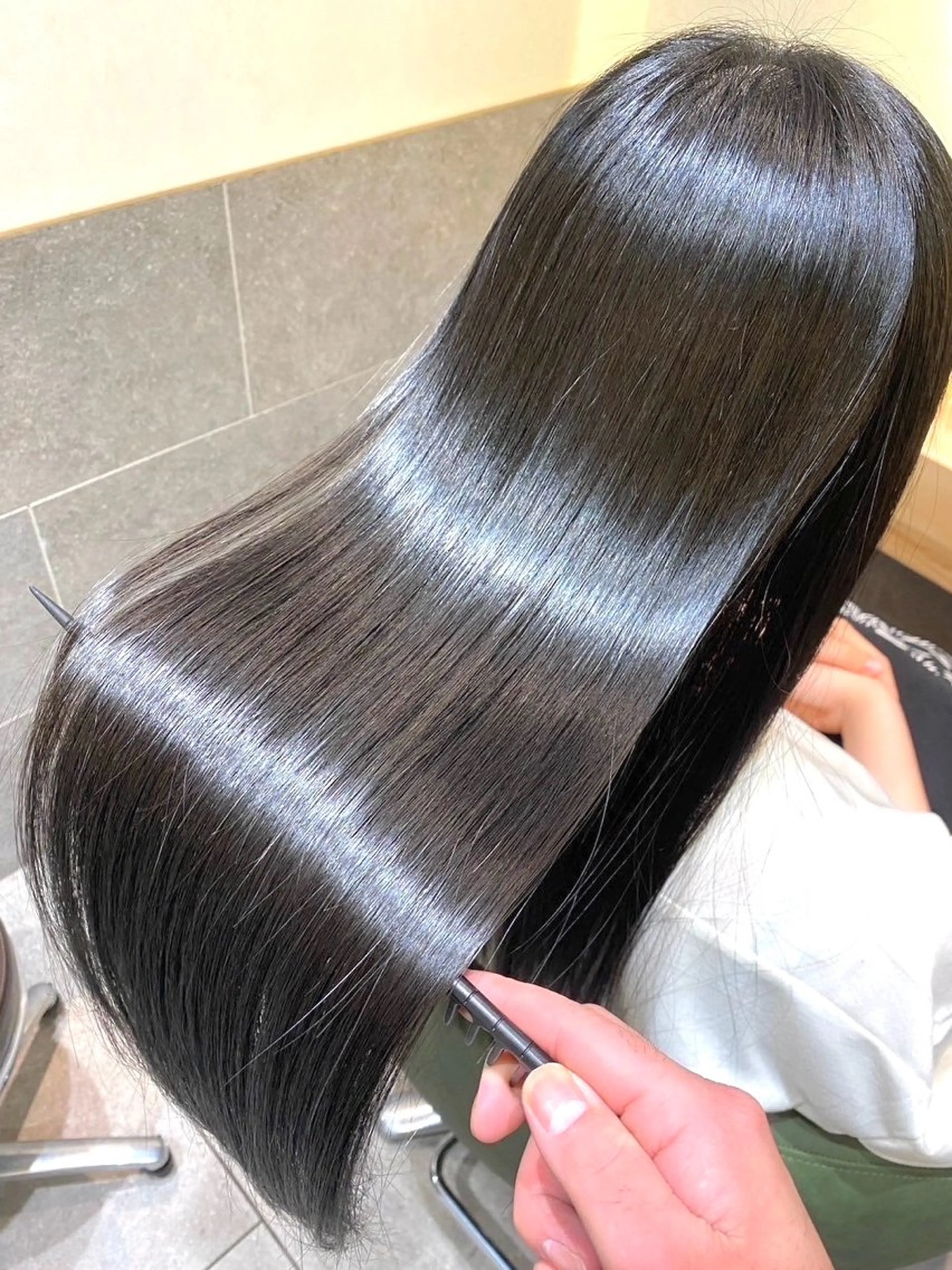 ロング カラー パーマ 【うねり/広がり/ 縮毛矯正】💟まなみのヘアスタイル