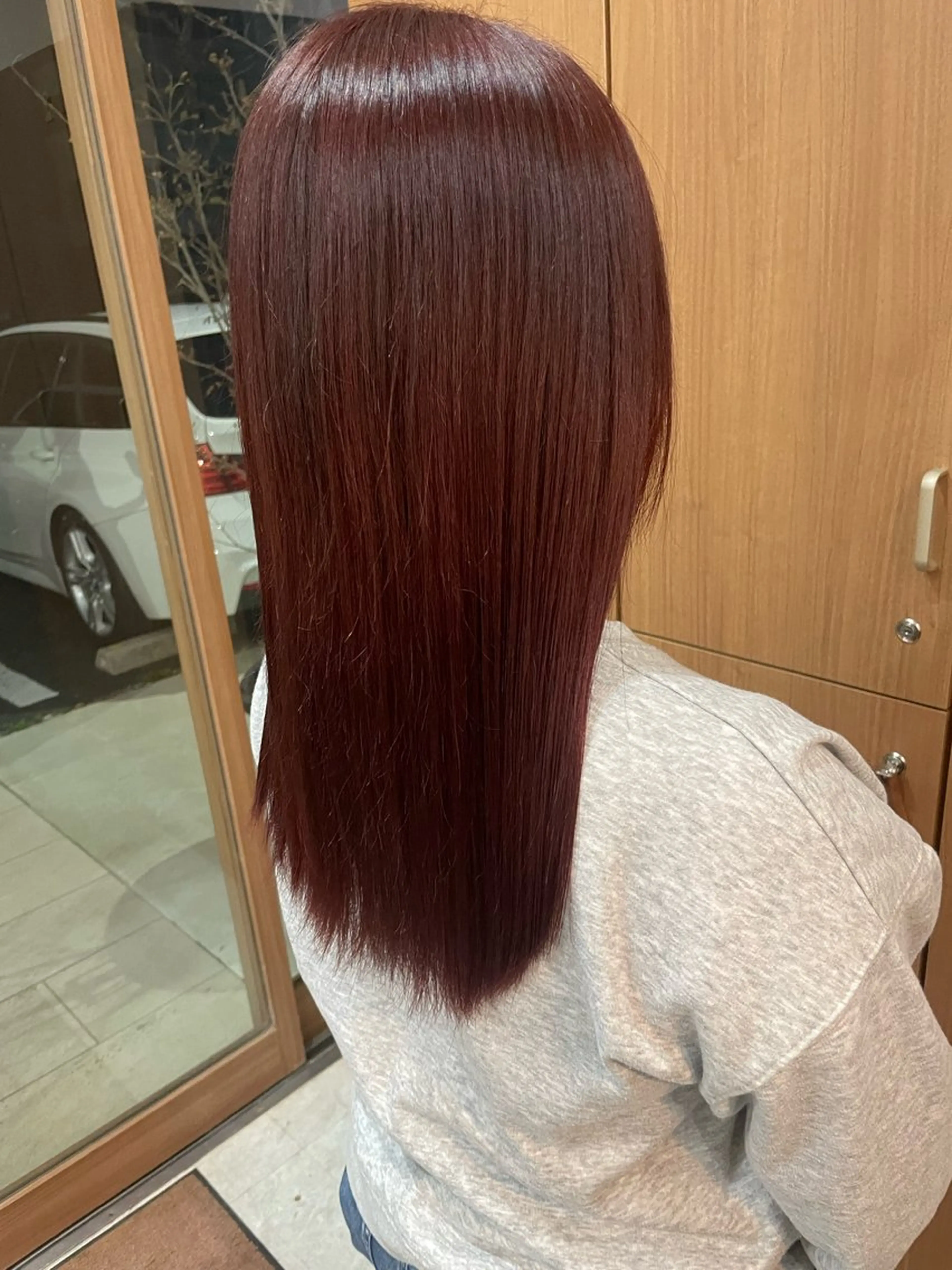 ロング 鈴木 梨瑚のヘアスタイル