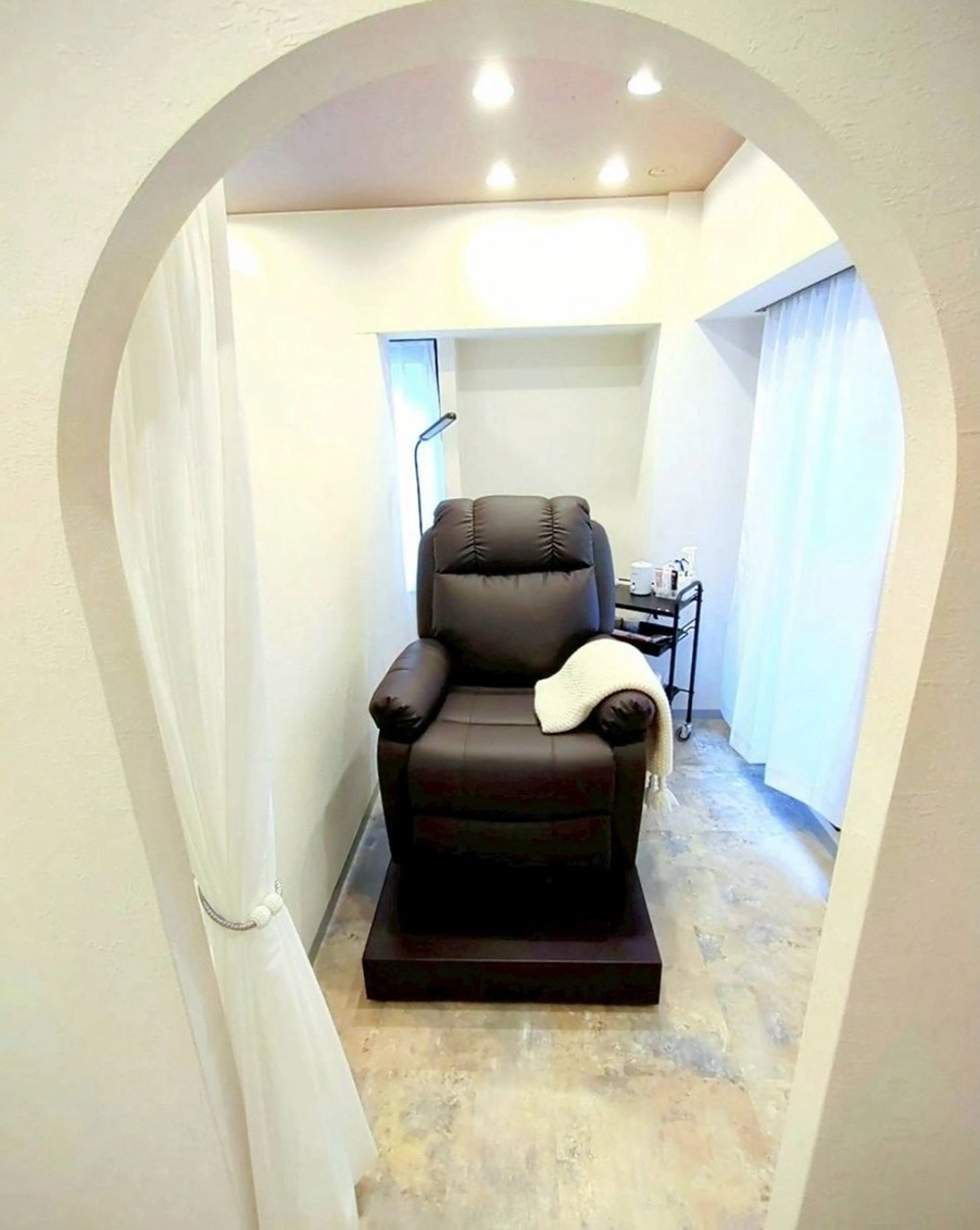 ロレインブロウ🫧 𝚊𝚖𝚒 🪞✨のマツエク・マツパデザイン