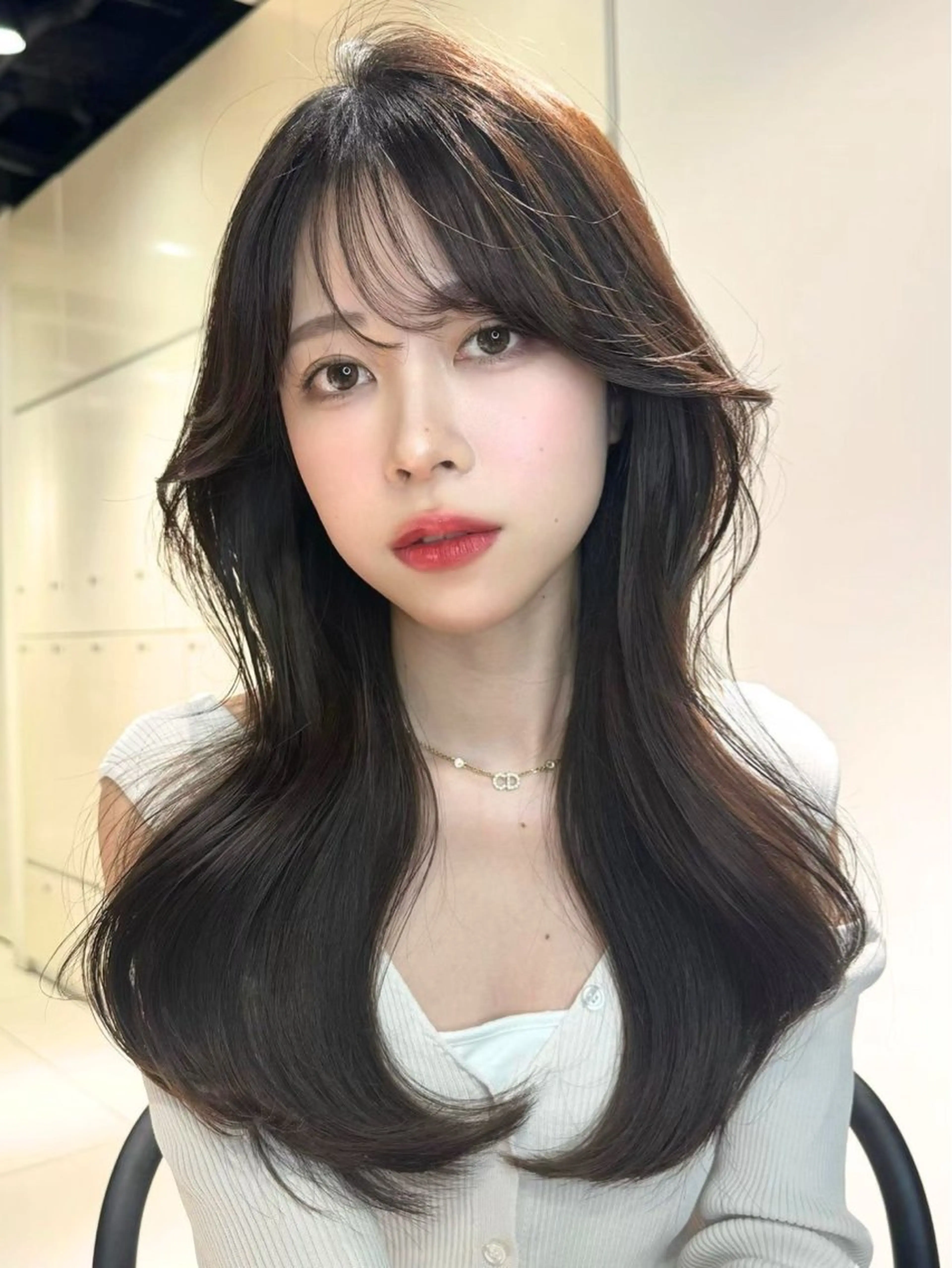 ロング 顔周りカット 小顔カット 蘭｜髪質改善🛋️｜ アレンジ🪄｜透明感のヘアスタイル