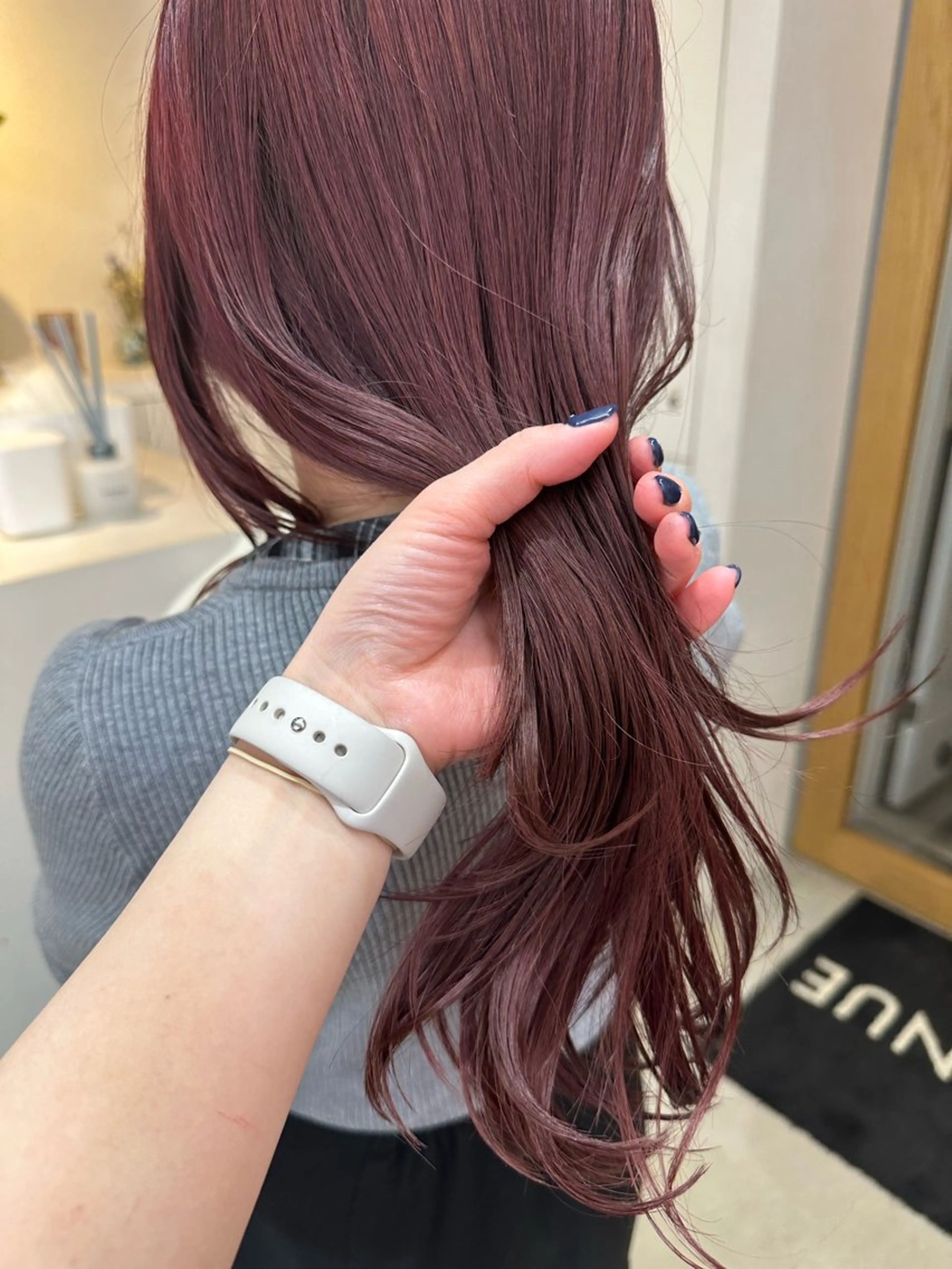 ミディアム カラー ブリーチ ブリーチなしカラー ヘアカラー トリートメント 艶カラー/暖色 /縮毛/メンズヘアのヘアスタイル