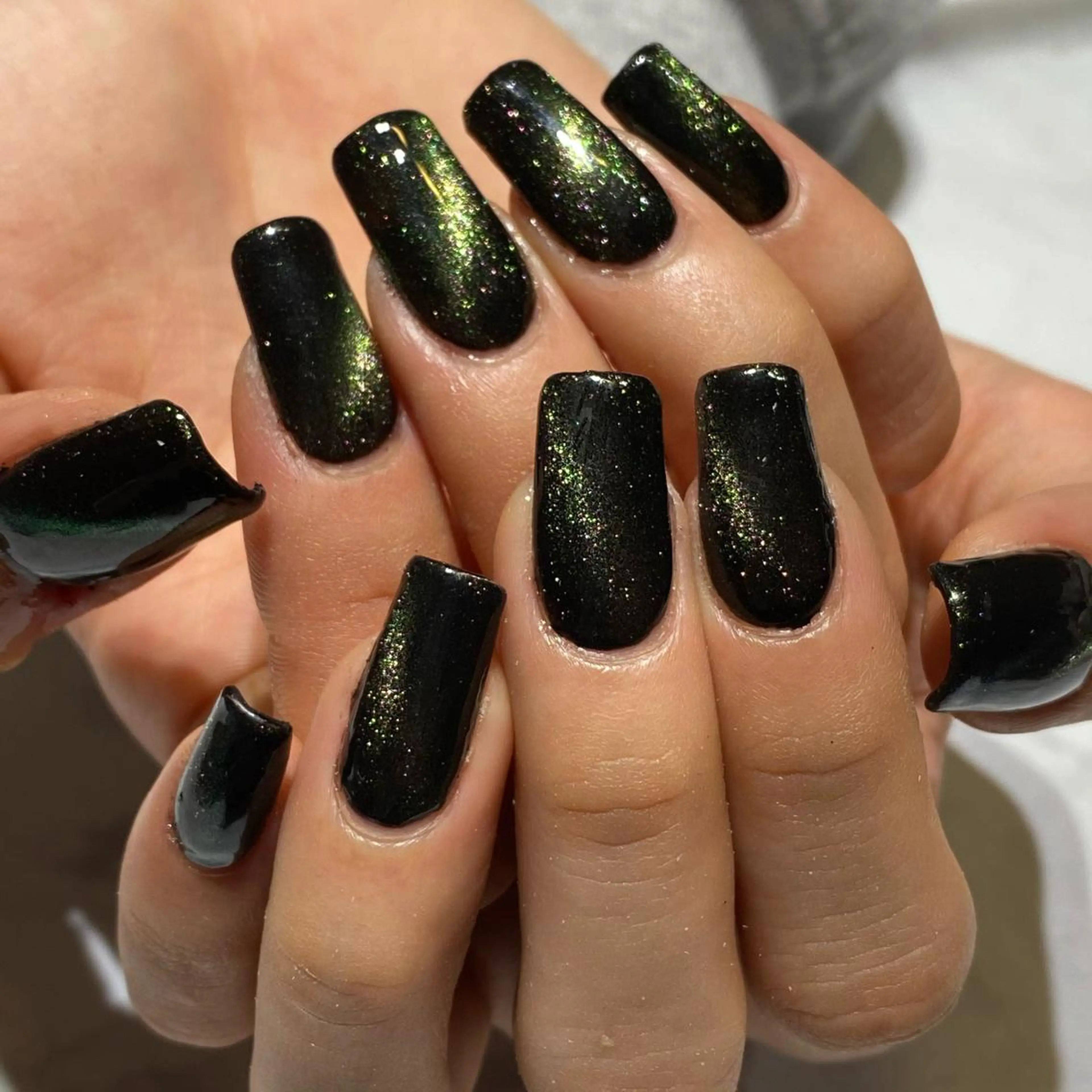 ネイル ストーンネイル ハンドネイル YUN 💅のネイルデザイン