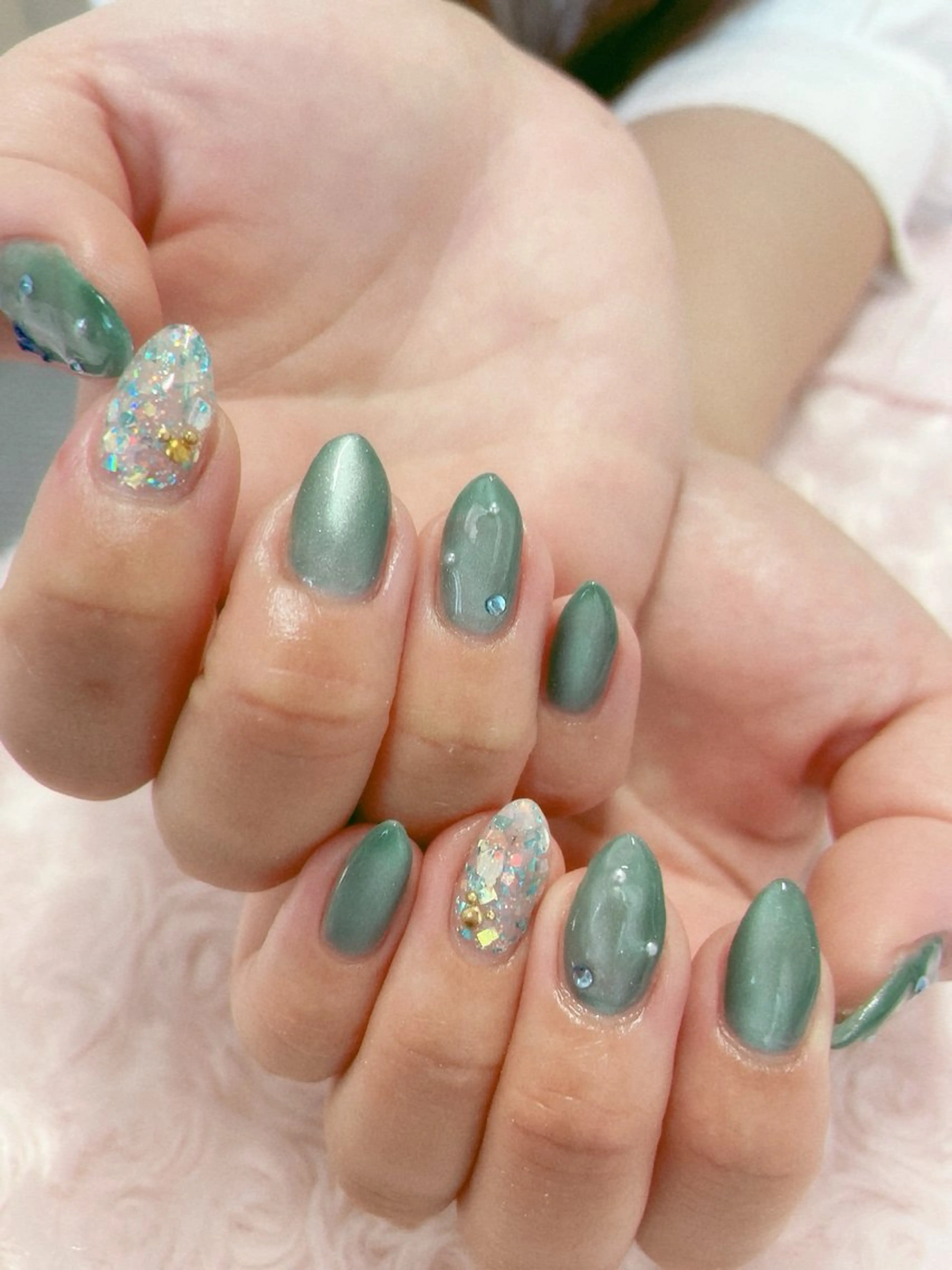 ネイル マグネットネイル ハンドネイル nail salon Berry所属・前田 りかのネイルデザイン