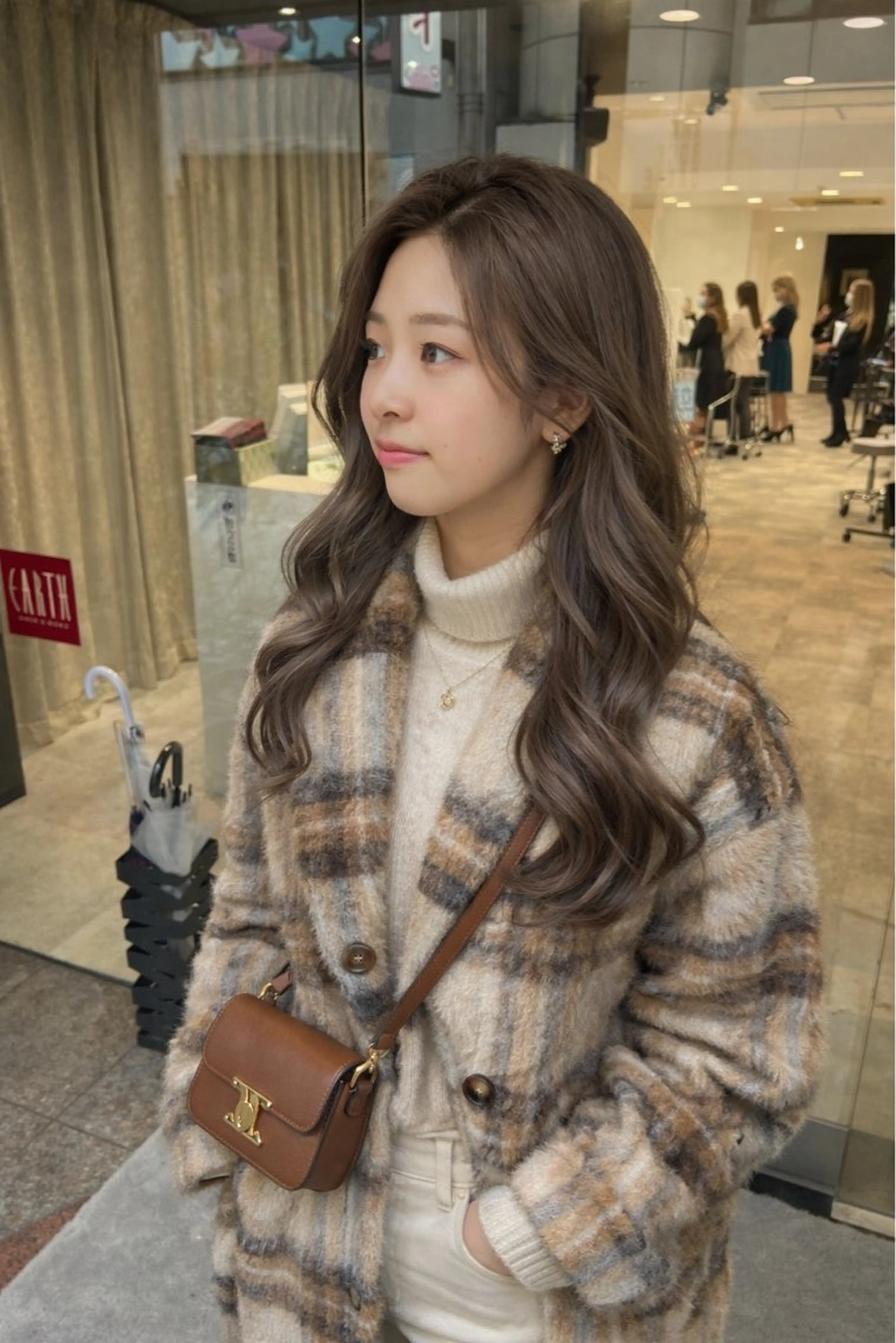 カラー 美髪矯正/髪質改善 /透明感ある艶カラーのヘアスタイル