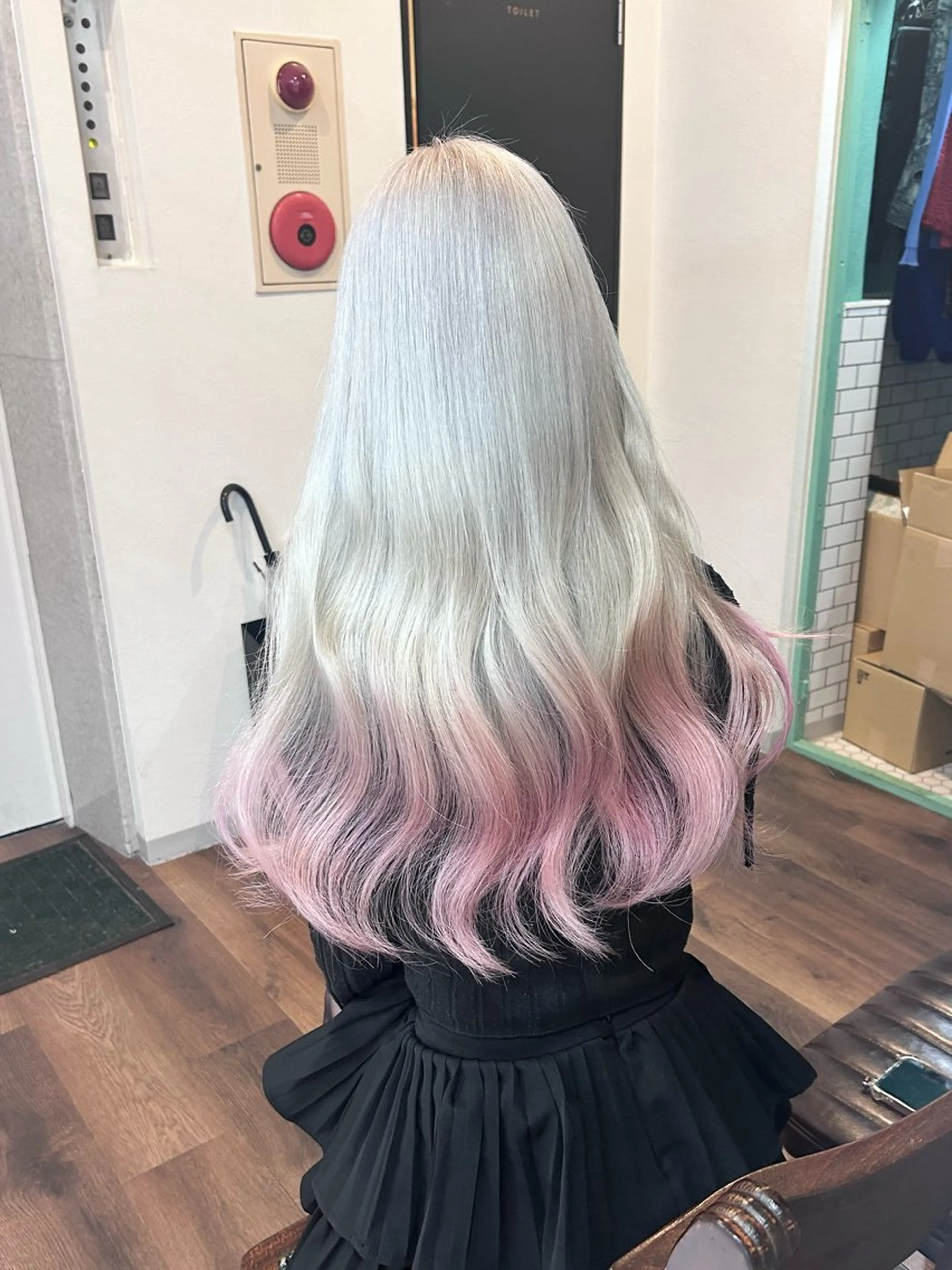 ロング カラー デザインカラー カット ヘアカラー トリートメント 🌸MAYU🌸 ハイトーン➕レイヤーのヘアスタイル
